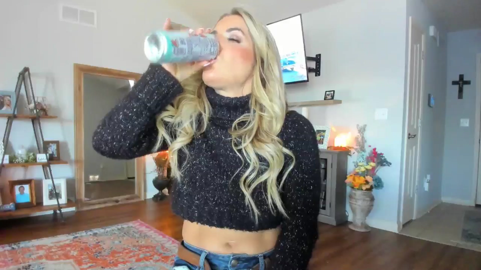 Gallery image thumbnail from Marilyn_BDAY's myfreecams stream on, 01/27/2025, 19:23 image 11 of 20
