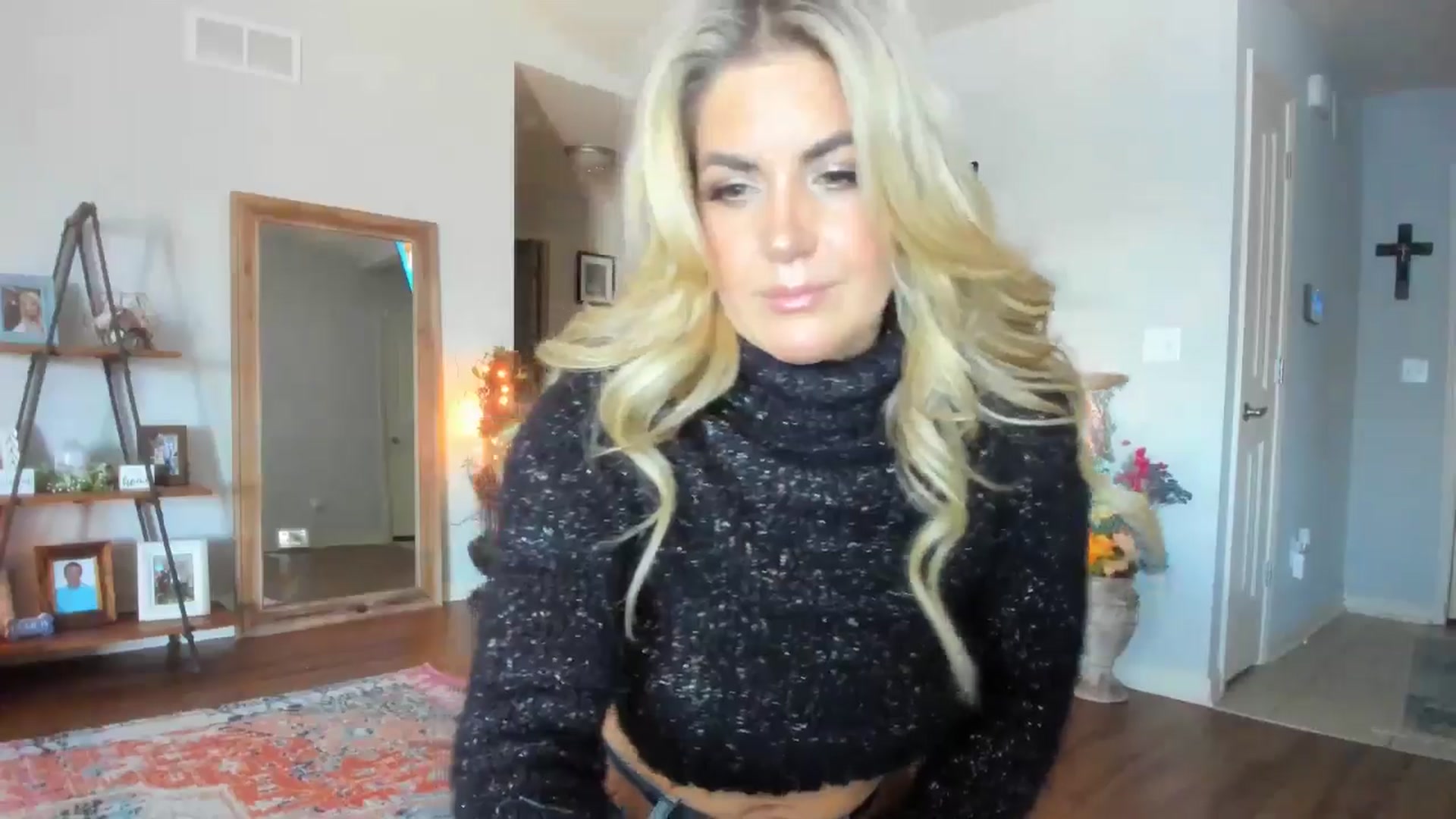Gallery image thumbnail from Marilyn_BDAY's myfreecams stream on, 01/27/2025, 19:23 image 4 of 20