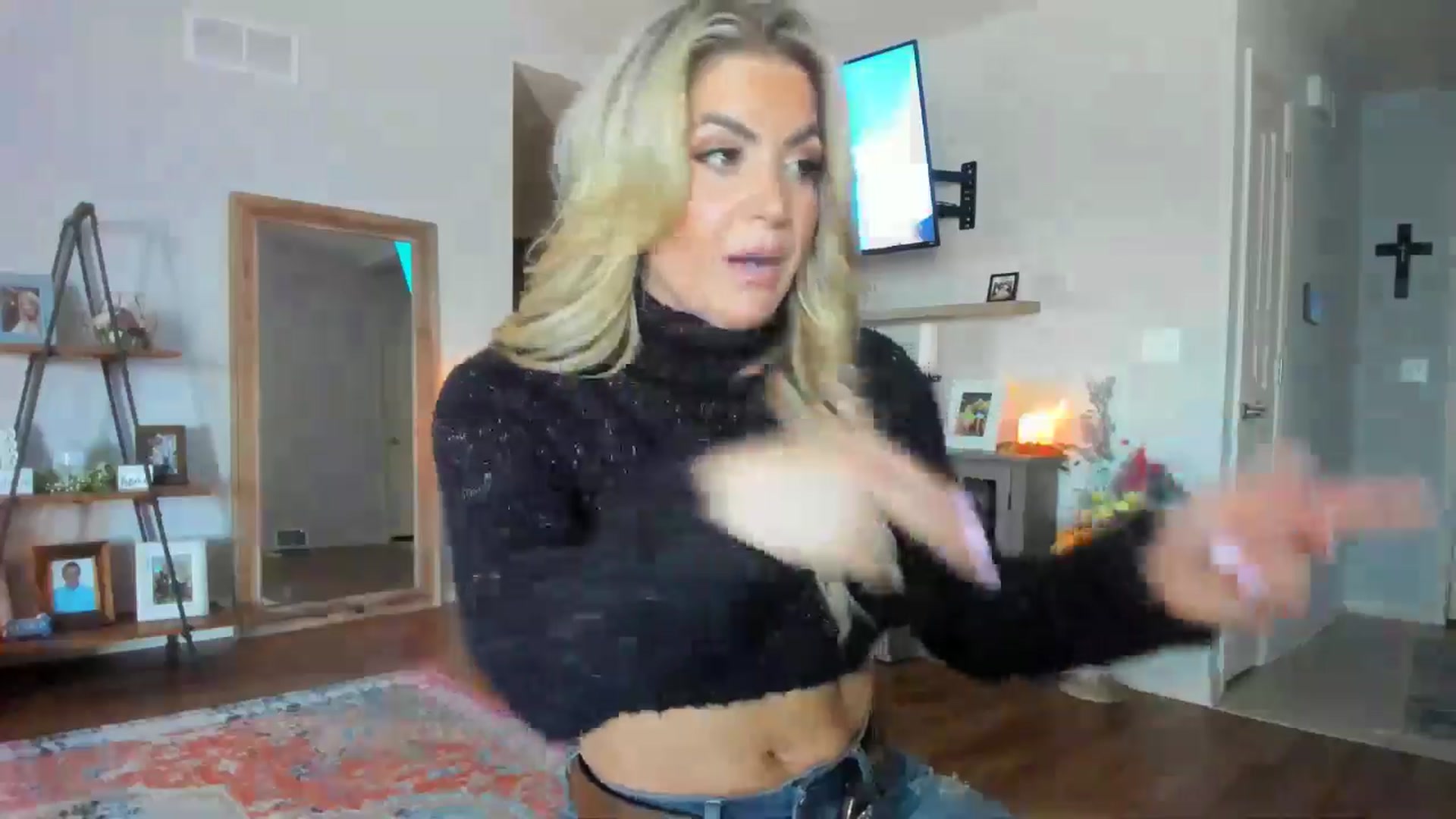 Gallery image thumbnail from Marilyn_BDAY's myfreecams stream on, 01/27/2025, 19:23 image 5 of 20