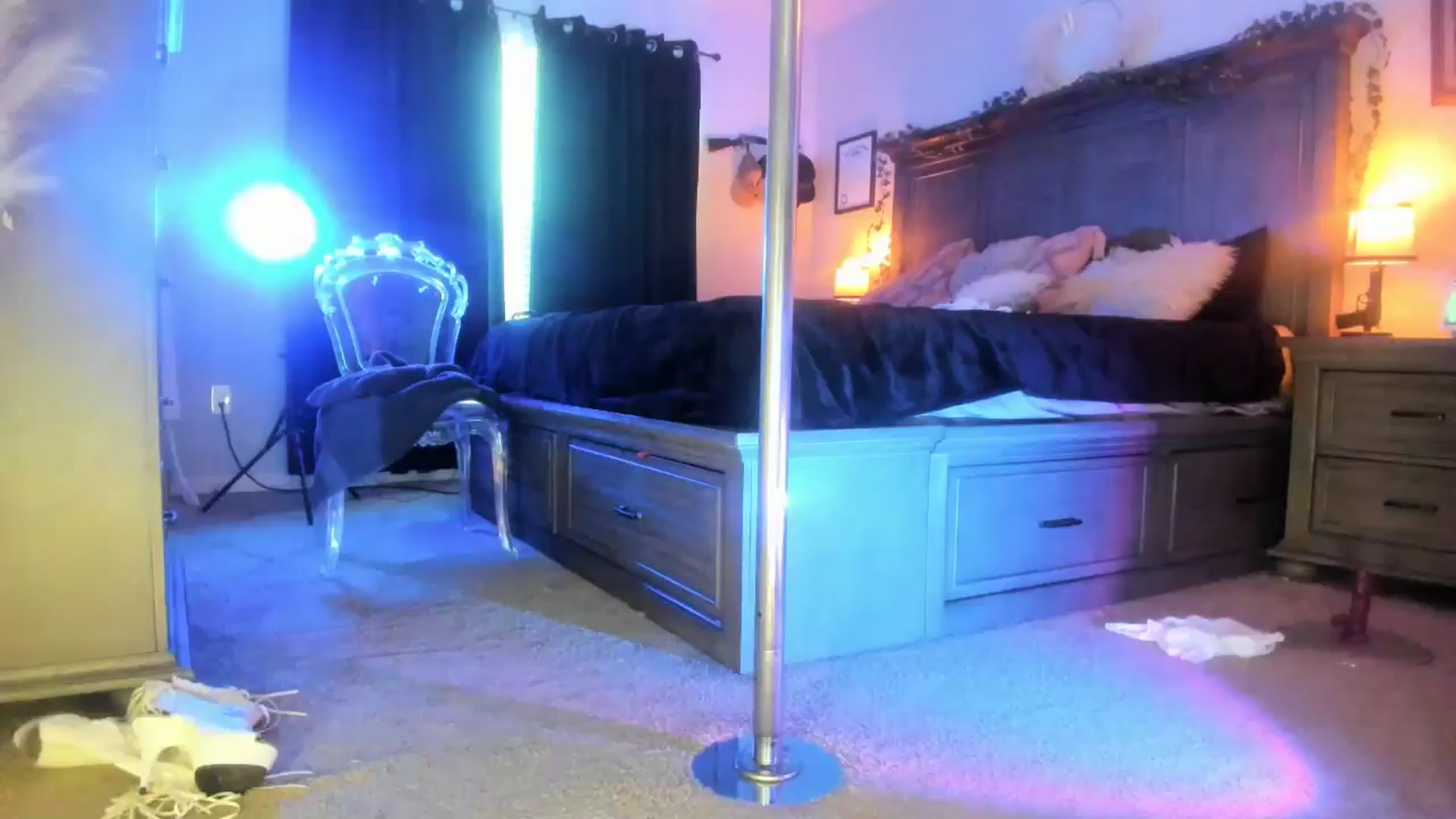 Gallery image thumbnail from Marilyn_BDAY's myfreecams stream on, 01/30/2025, 21:12 image 12 of 20