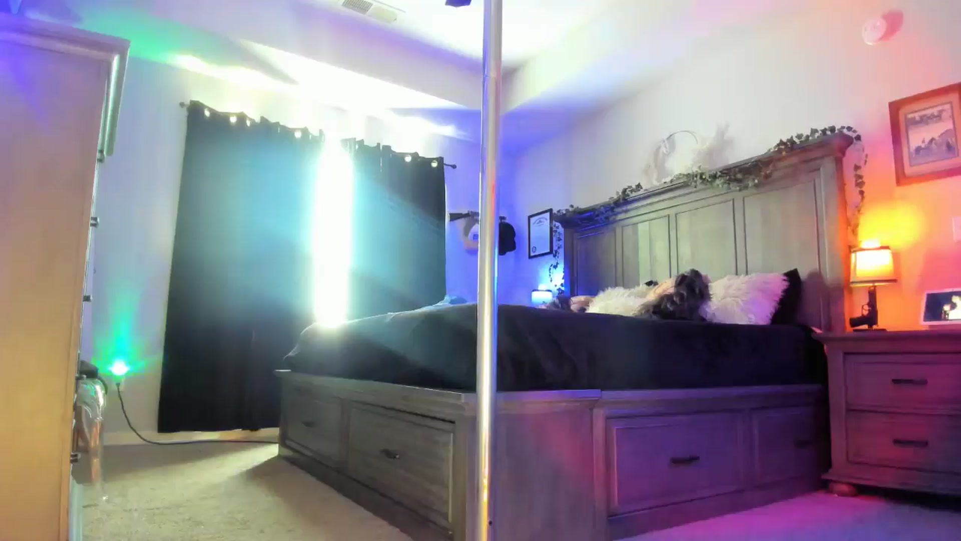 Gallery image thumbnail from Marilyn_BDAY's myfreecams stream on, 02/03/2025, 19:00 image 19 of 20