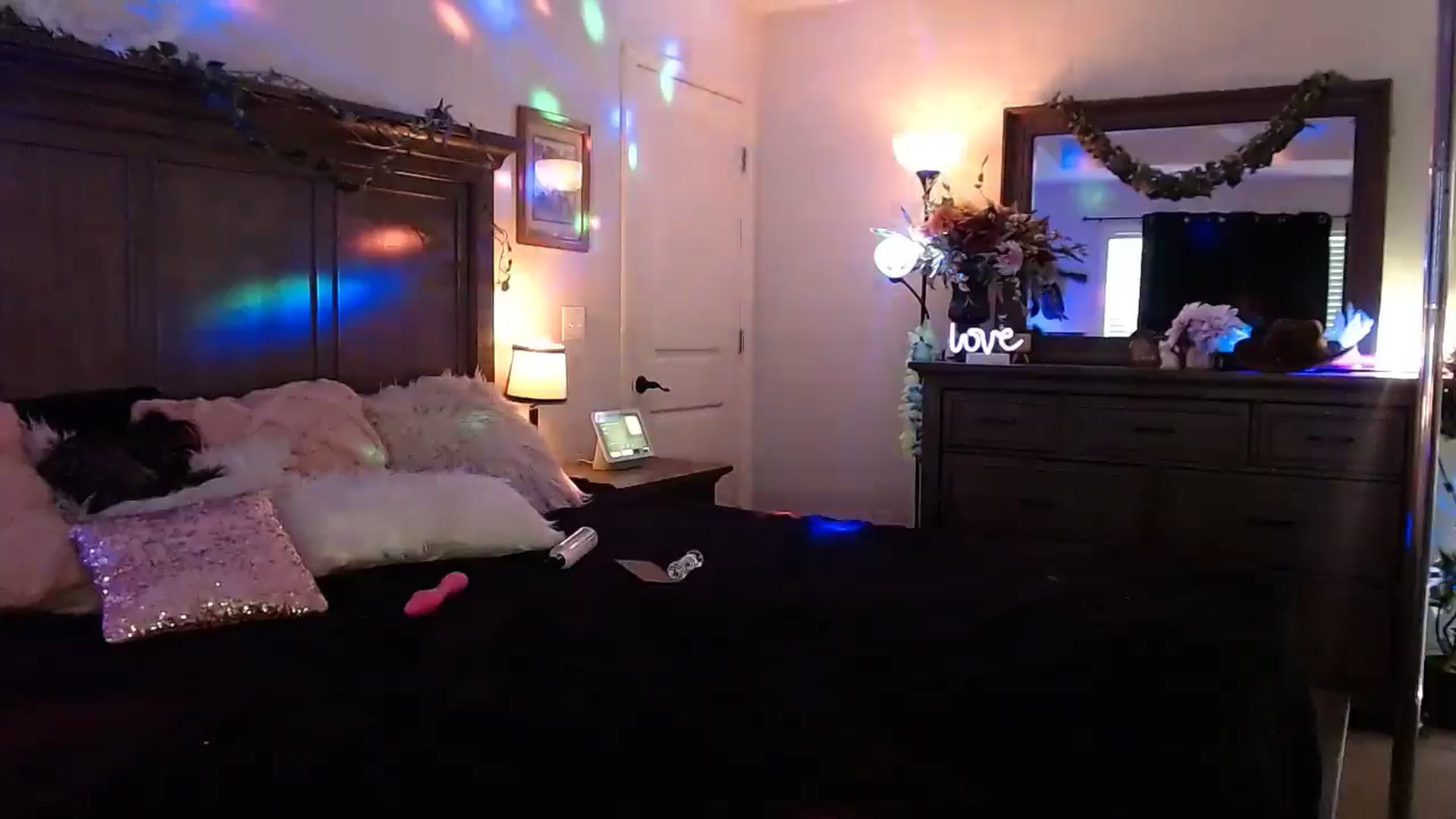 Gallery image thumbnail from Marilyn_XO's myfreecams stream on, 10/25/2024, 22:00 image 4 of 20