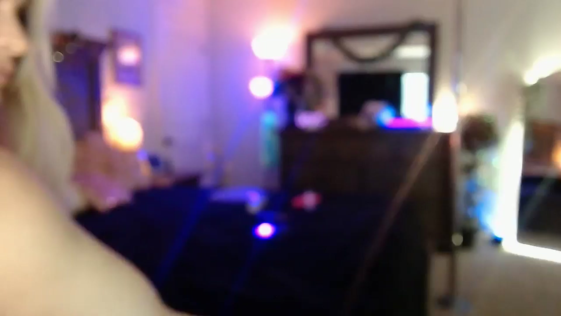 Gallery image thumbnail from Marilyn_XO's myfreecams stream on, 11/07/2024, 19:59 image 2 of 20