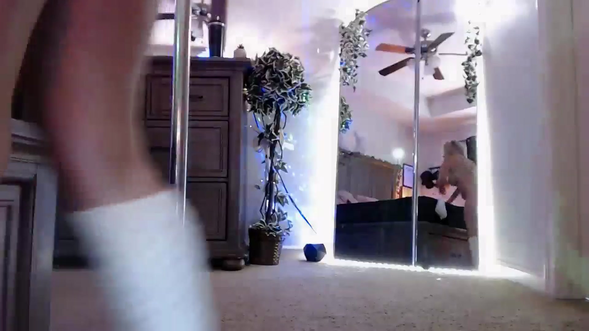 Gallery image thumbnail from Marilyn_XO's myfreecams stream on, 11/14/2024, 15:44 image 20 of 20