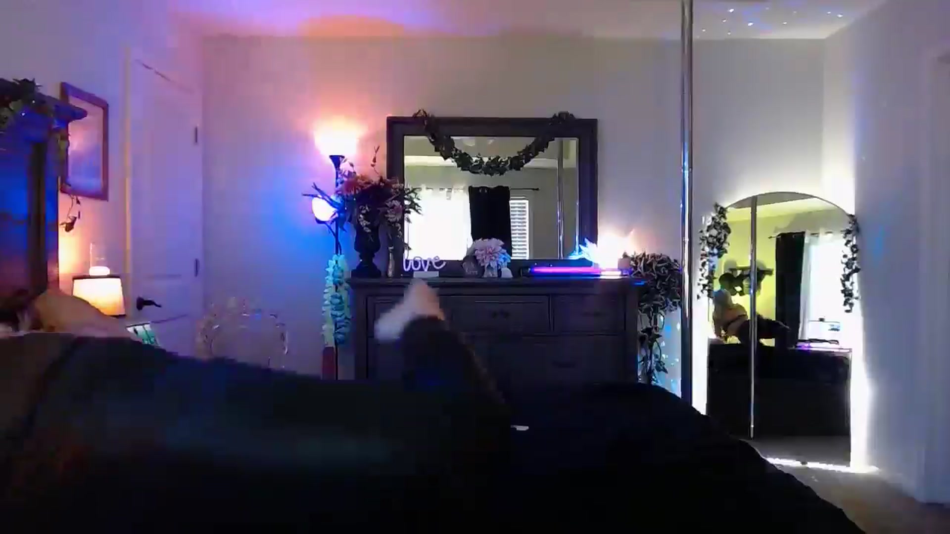 Gallery image thumbnail from Marilyn_XO's myfreecams stream on, 11/15/2024, 18:10 image 2 of 20