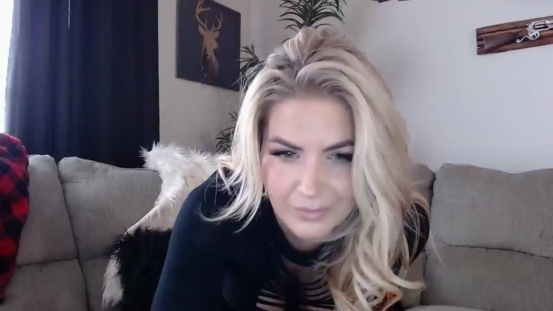 Gallery image thumbnail from Marilyn_XO's myfreecams stream on, 11/19/2024, 19:22 image 1 of 20