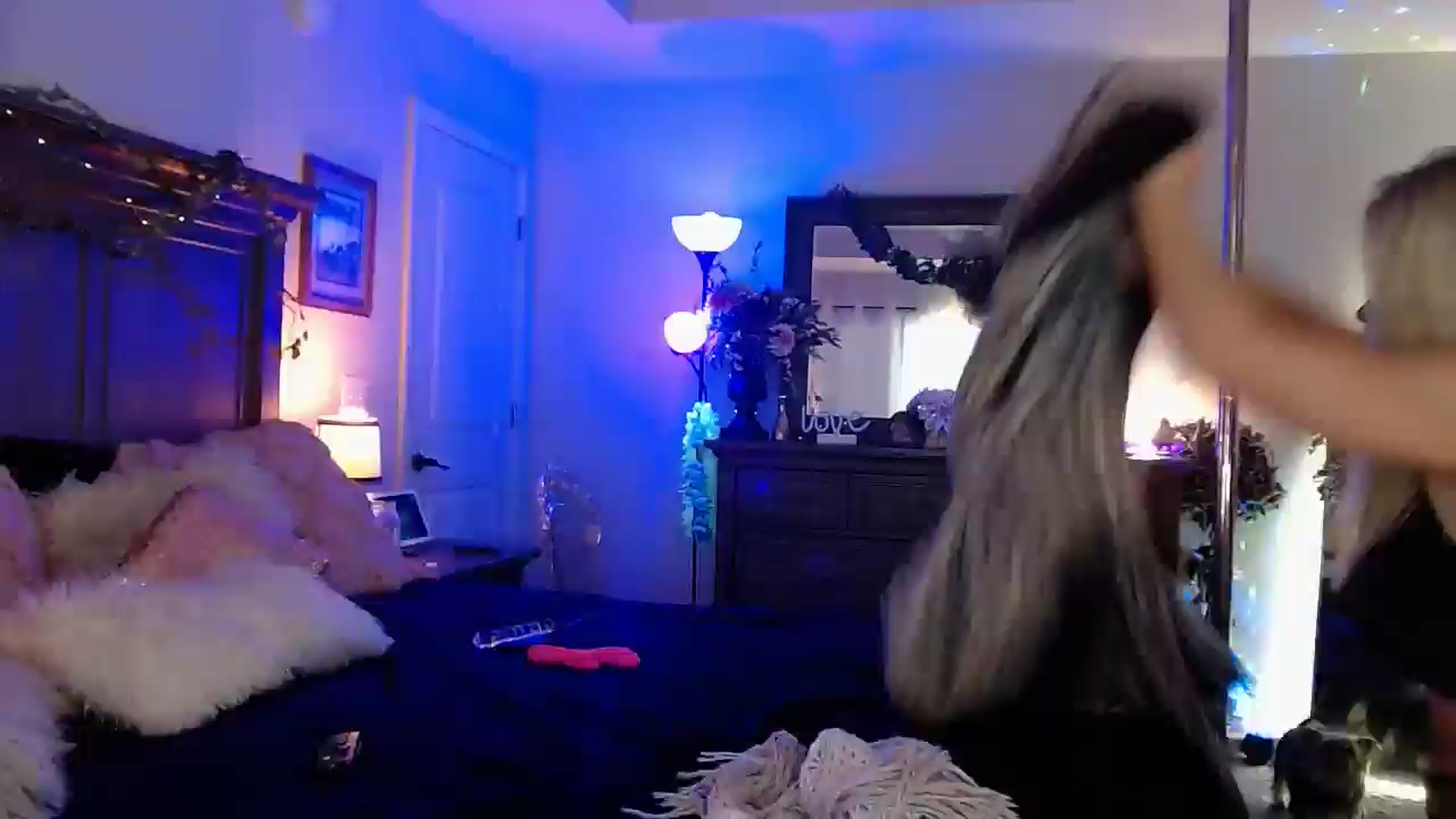 Gallery image thumbnail from Marilyn_XO's myfreecams stream on, 11/21/2024, 17:11 image 20 of 20