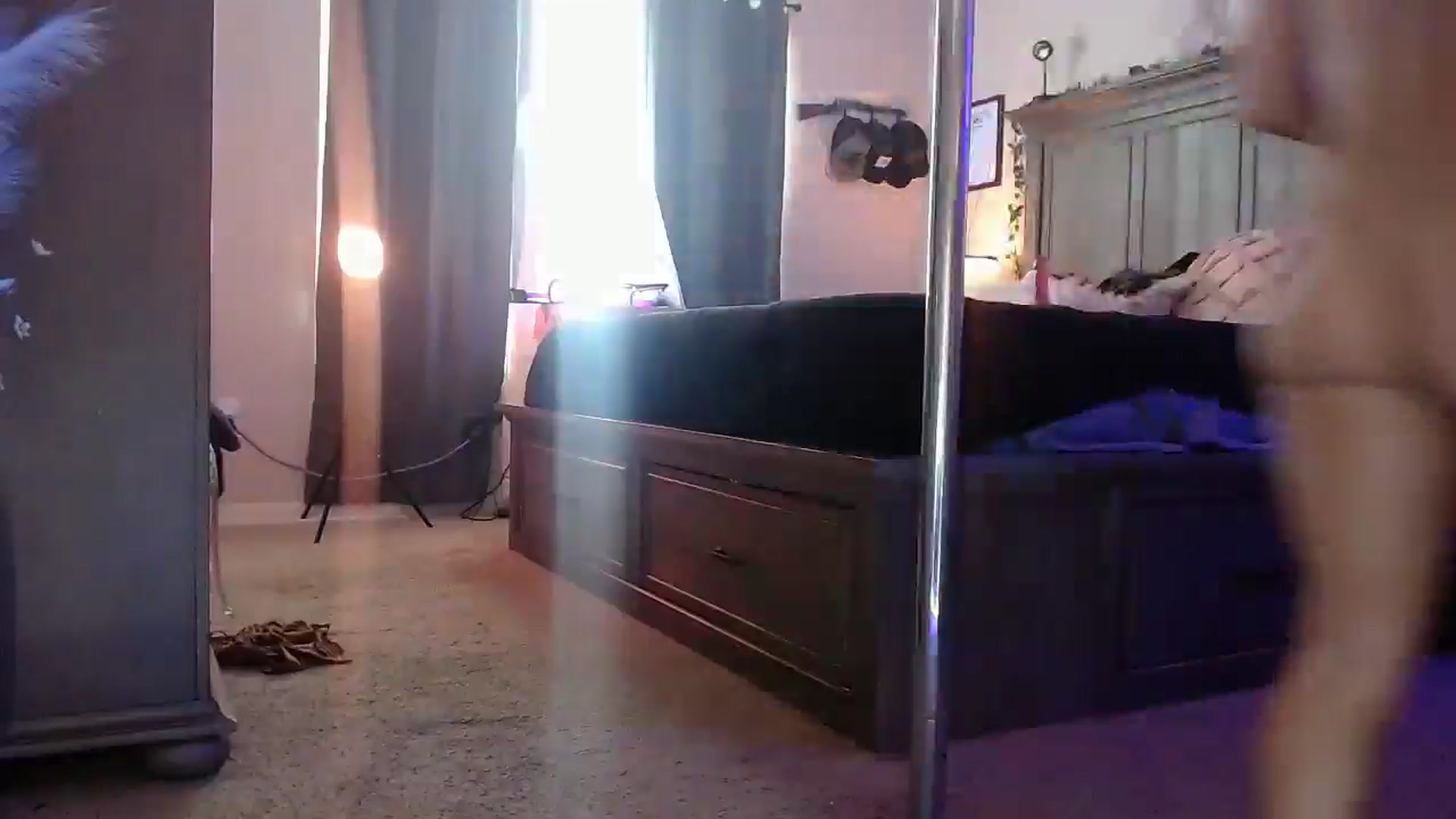 Gallery image thumbnail from Marilyn_XO's myfreecams stream on, 11/30/2024, 22:16 image 5 of 20