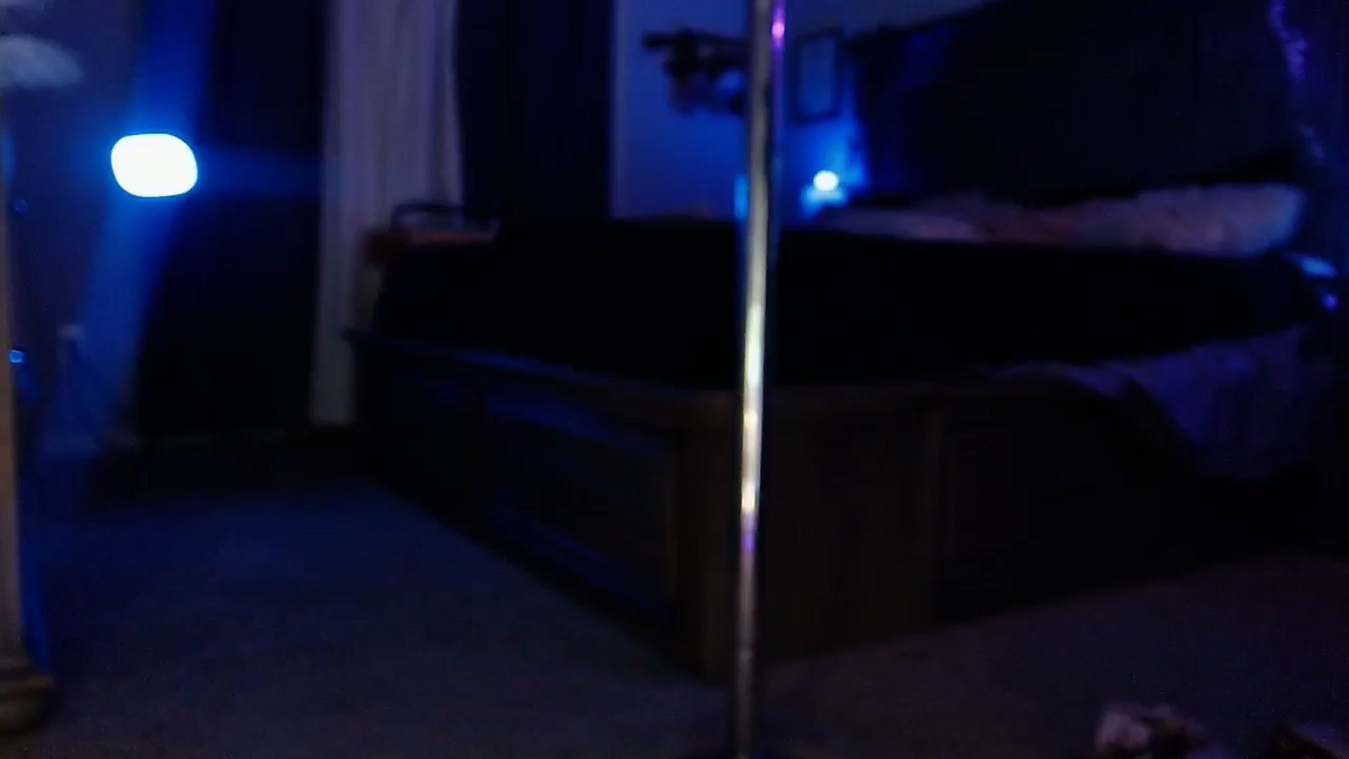 Gallery image thumbnail from Marilyn_XO's myfreecams stream on, 12/18/2024, 01:49 image 9 of 20