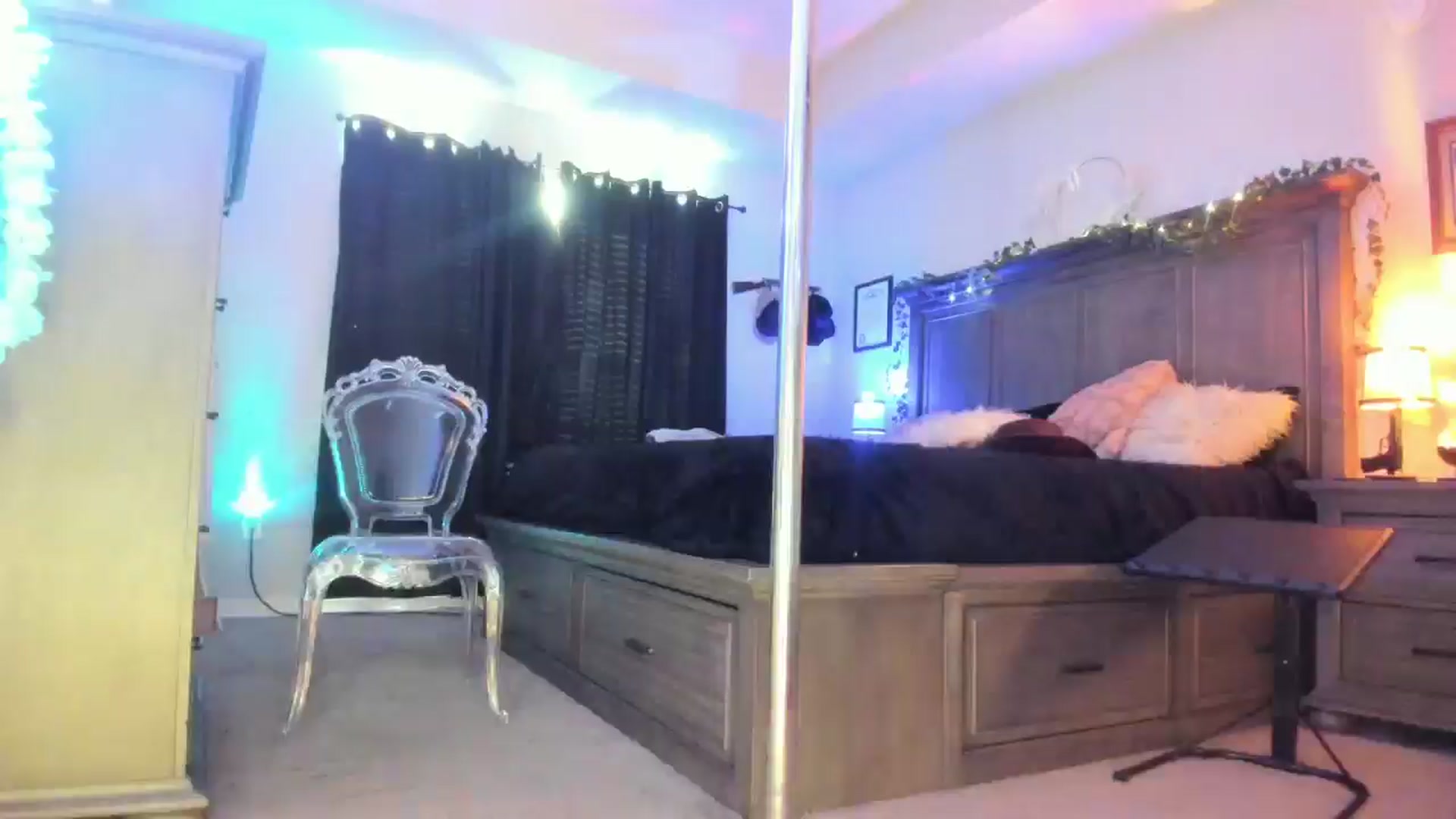 Gallery image thumbnail from Marilyn_XO's myfreecams stream on, 02/07/2025, 20:05 image 19 of 20