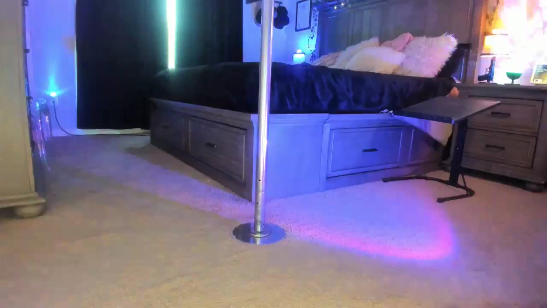 Gallery image thumbnail from Marilyn_XO's myfreecams stream on, 02/11/2025, 20:25 image 14 of 20
