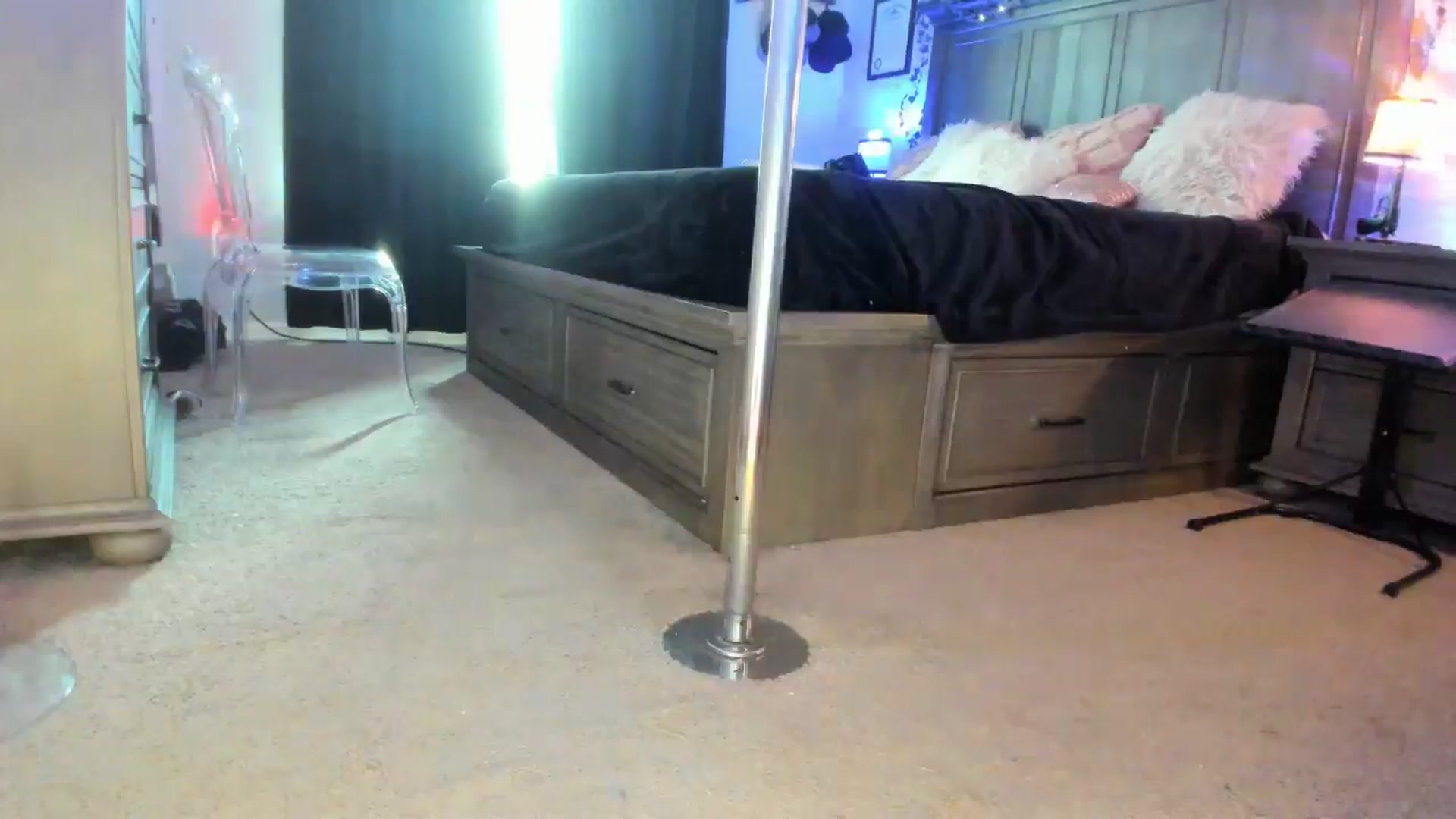 Gallery image thumbnail from Marilyn_XO's myfreecams stream on, 02/14/2025, 20:22 image 15 of 20