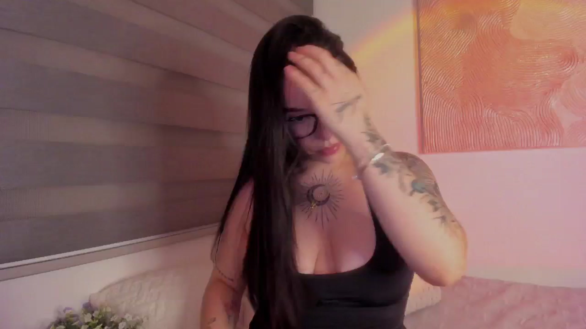 Gallery image thumbnail from Marilyn___'s myfreecams stream on, 01/30/2025, 24:50 image 17 of 20