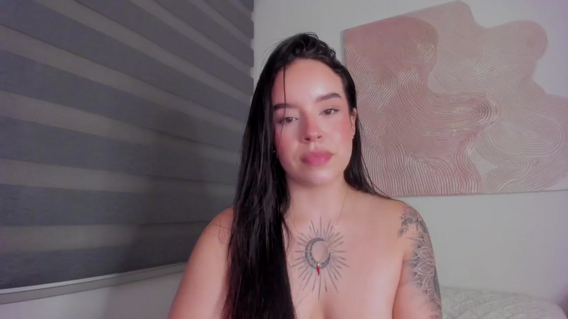 Gallery image thumbnail from Marilyn___'s myfreecams stream on, 02/05/2025, 02:31 image 16 of 20