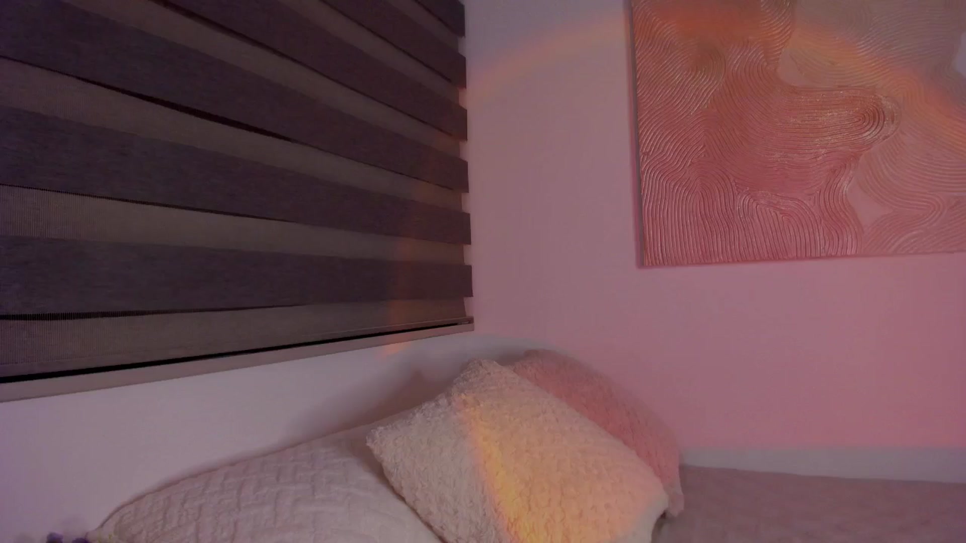 Gallery image thumbnail from Marilyn___'s myfreecams stream on, 02/14/2025, 24:09 image 1 of 20