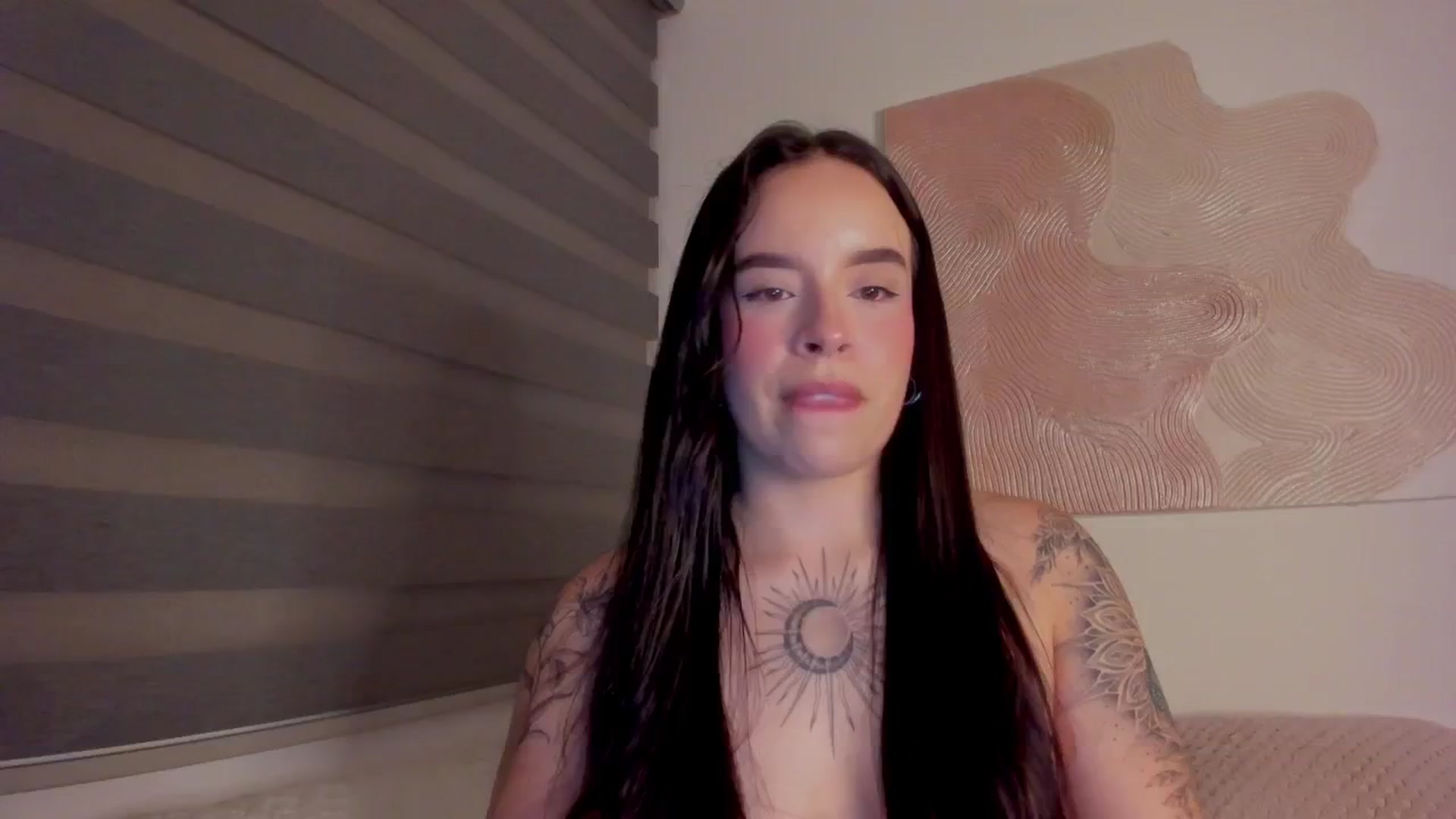 Gallery image thumbnail from Marilyn___'s myfreecams stream on, 02/22/2025, 05:32 image 13 of 20