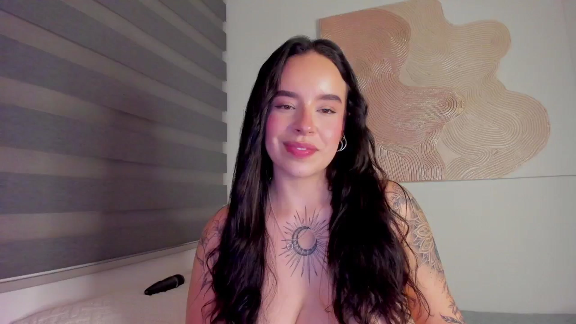 Gallery image thumbnail from Marilyn___'s myfreecams stream on, 02/23/2025, 01:08 image 6 of 20