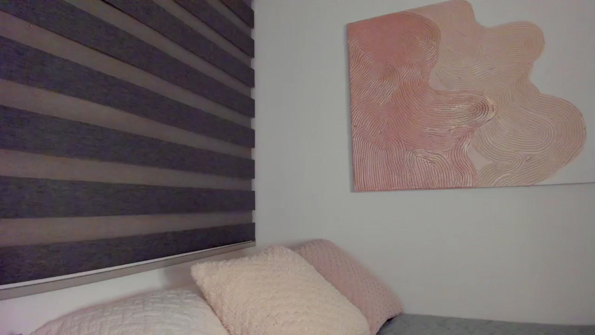 Gallery image thumbnail from Marilyn___'s myfreecams stream on, 02/25/2025, 24:03 image 4 of 20