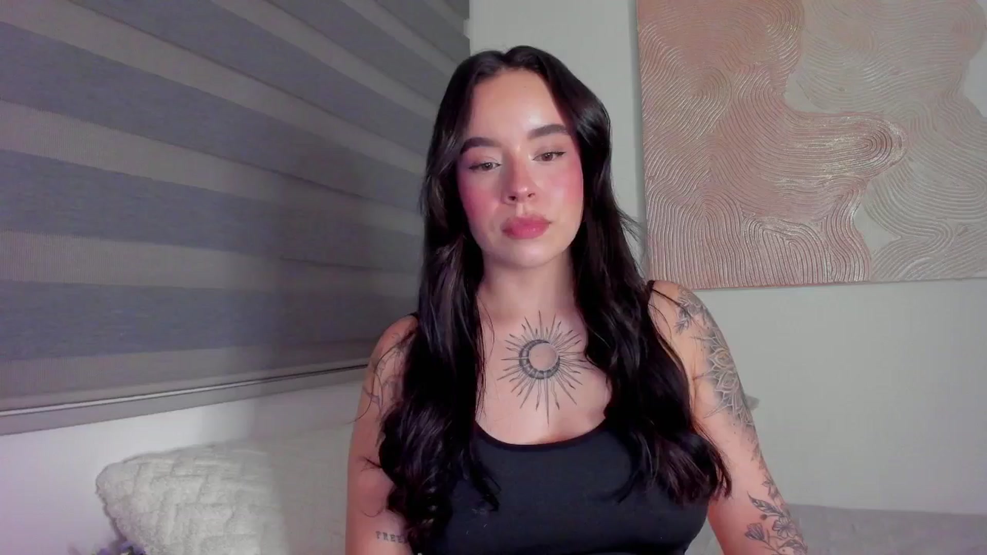 Gallery image thumbnail from Marilyn___'s myfreecams stream on, 03/07/2025, 23:45 image 1 of 20