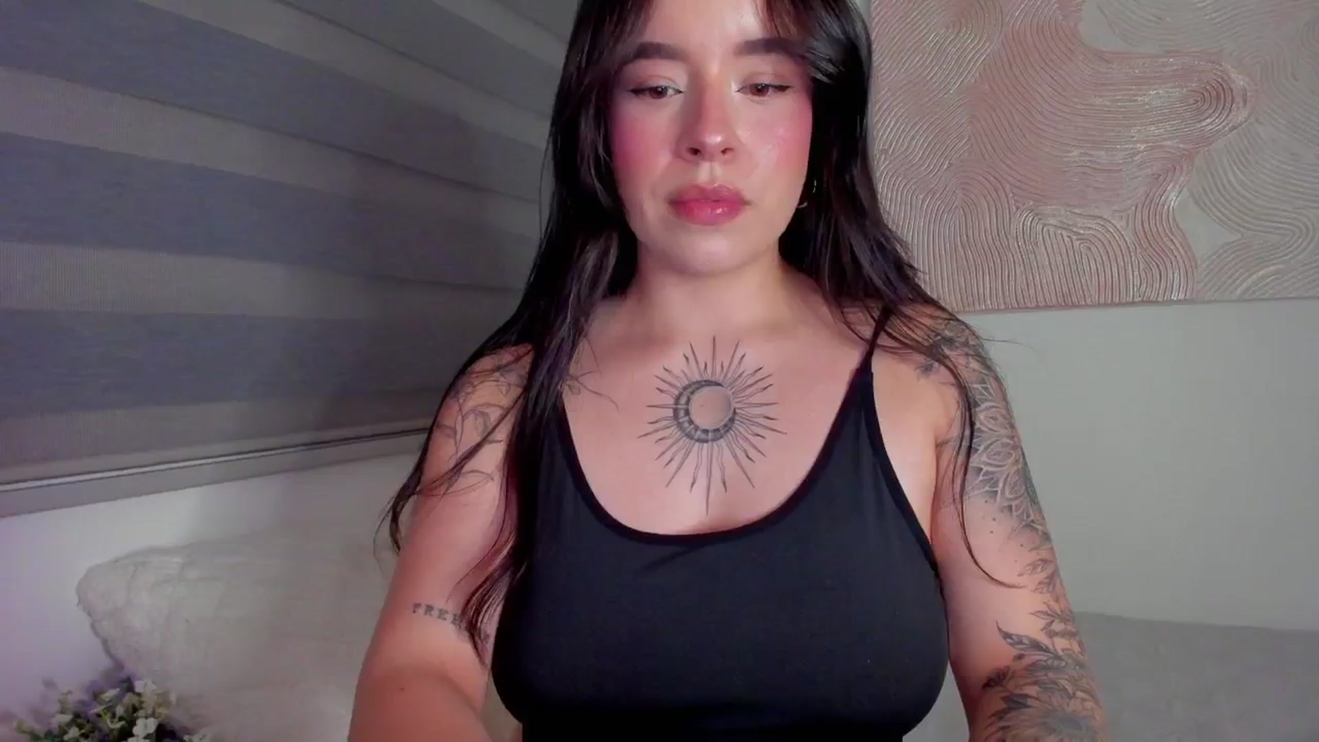 Gallery image thumbnail from Marilyn___'s myfreecams stream on, 03/08/2025, 02:10 image 4 of 20