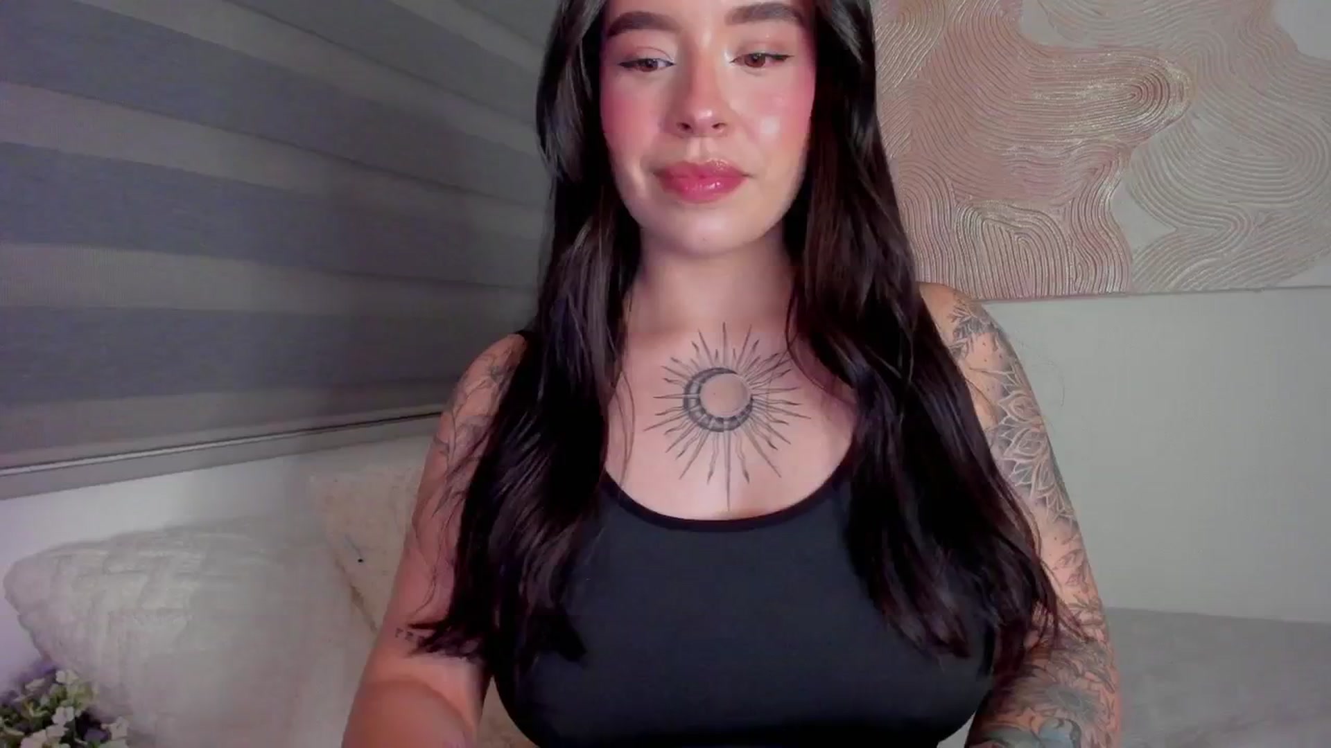 Gallery image thumbnail from Marilyn___'s myfreecams stream on, 03/08/2025, 02:10 image 9 of 20