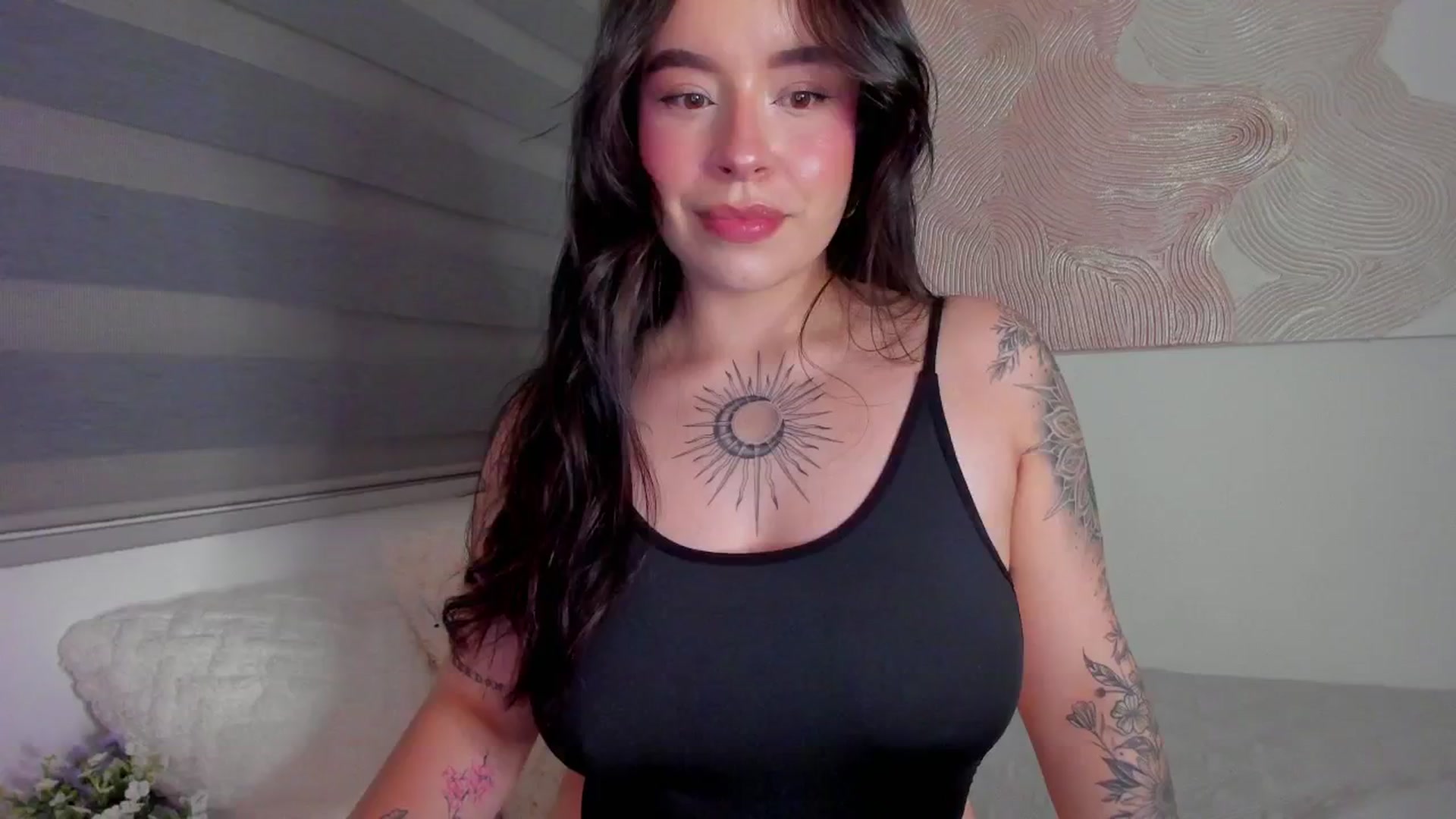 Gallery image thumbnail from Marilyn___'s myfreecams stream on, 03/08/2025, 02:10 image 2 of 20