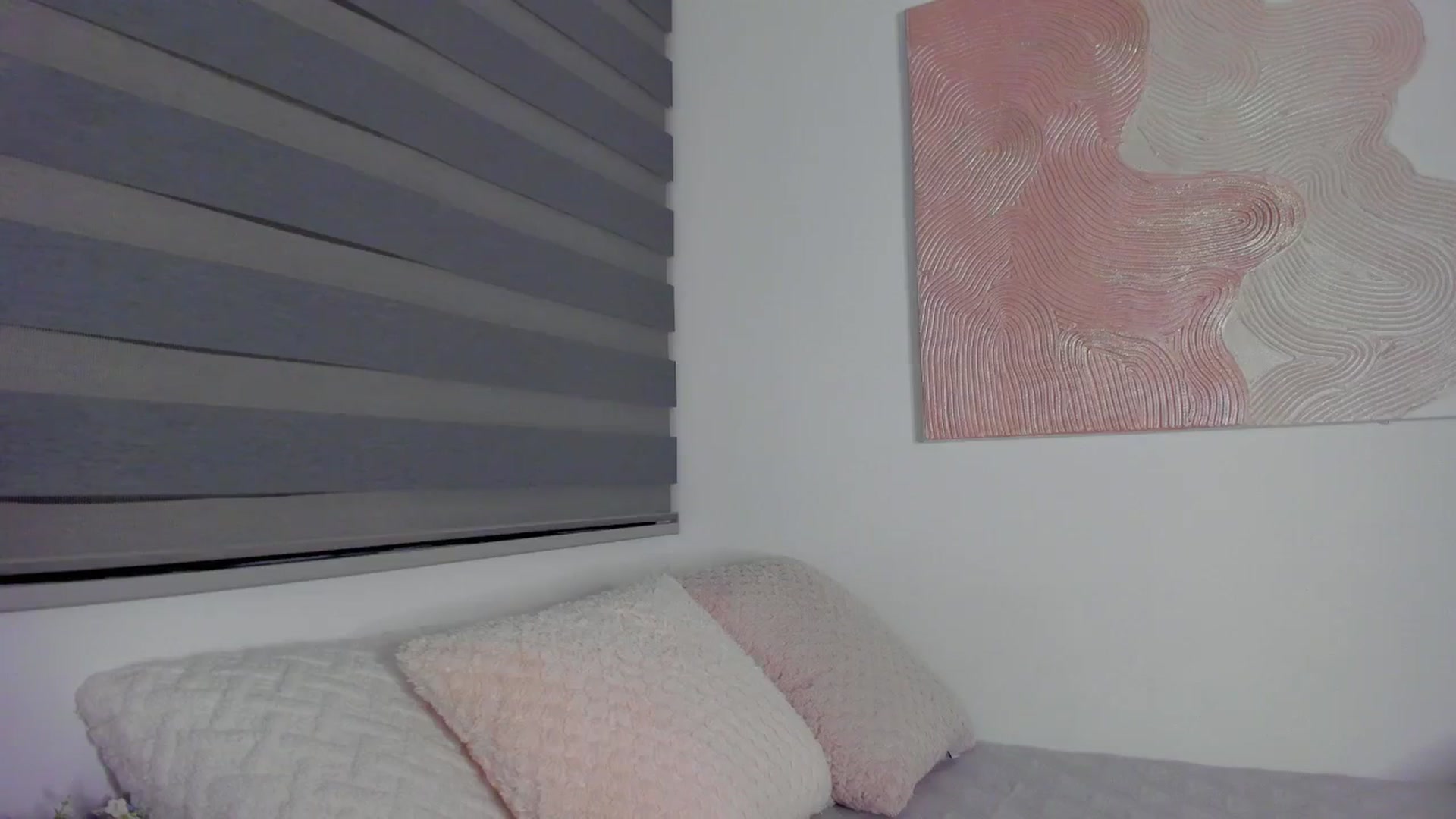 Gallery image thumbnail from Marilyn___'s myfreecams stream on, 03/13/2025, 24:27 image 4 of 20