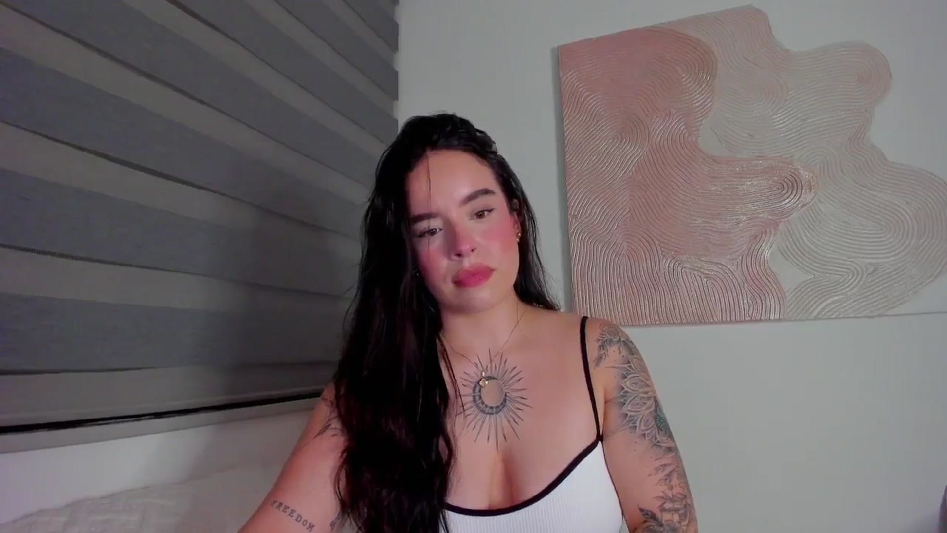 Gallery image thumbnail from Marilyn___'s myfreecams stream on, 03/13/2025, 24:59 image 3 of 20