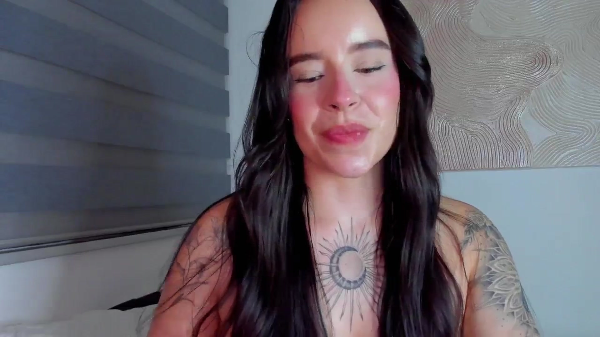 Gallery image thumbnail from Marilyn___'s myfreecams stream on, 03/15/2025, 01:38 image 7 of 20