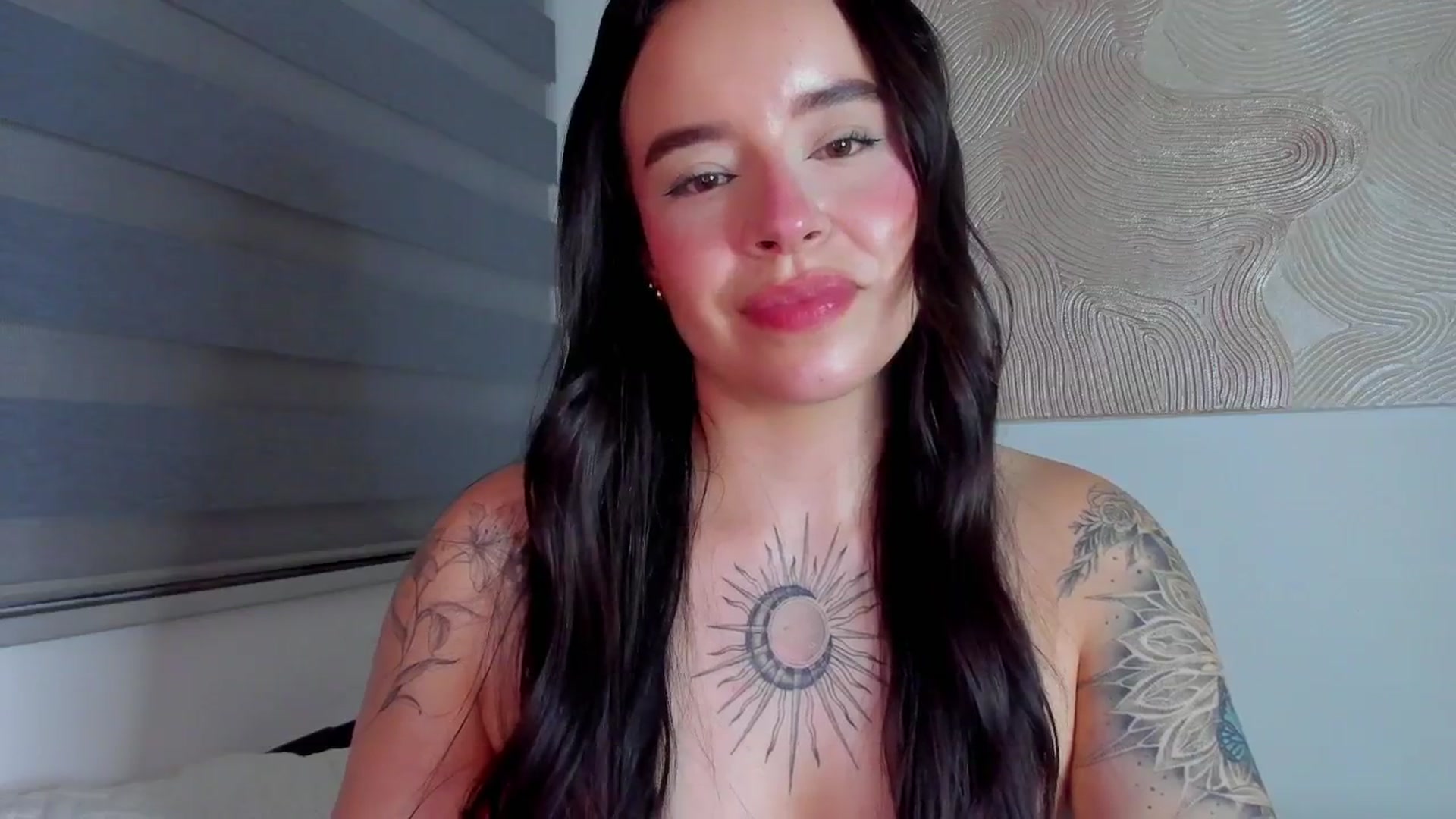 Gallery image thumbnail from Marilyn___'s myfreecams stream on, 03/15/2025, 01:38 image 16 of 20