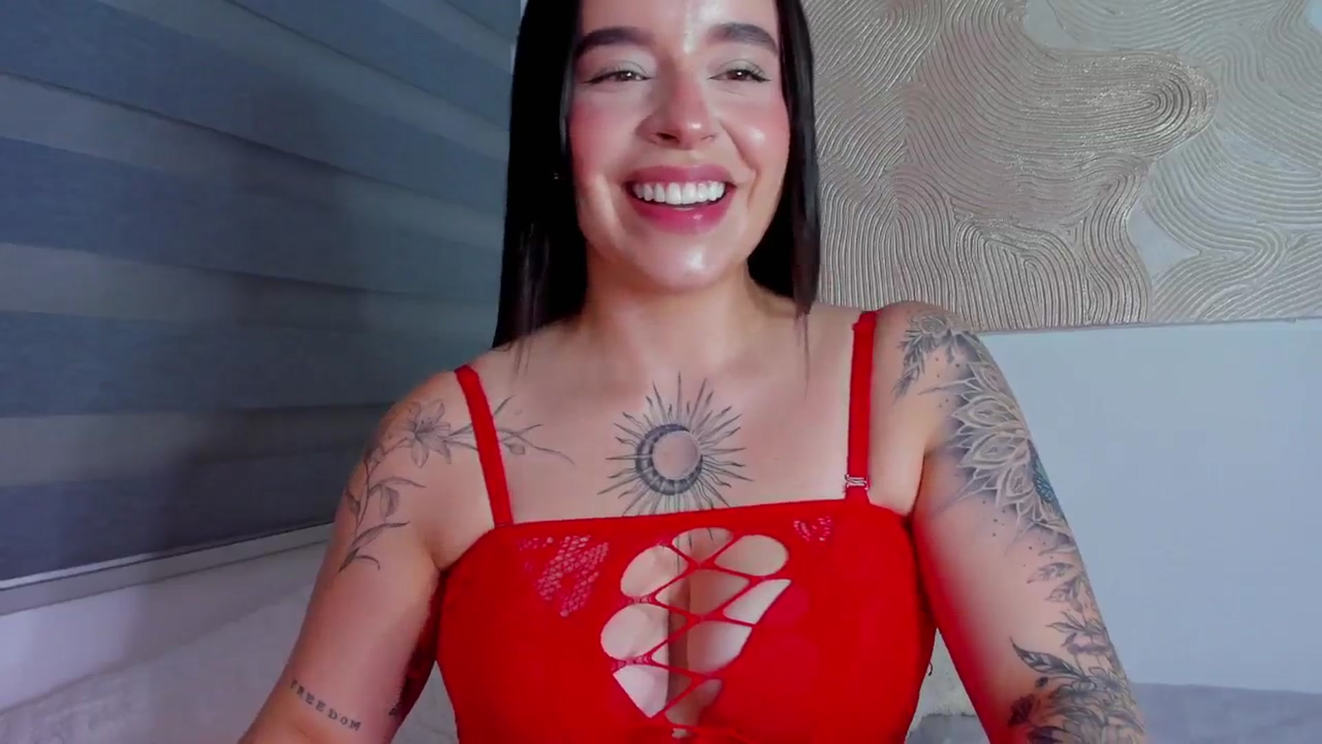 Gallery image thumbnail from Marilyn___'s myfreecams stream on, 03/17/2025, 24:51 image 13 of 20