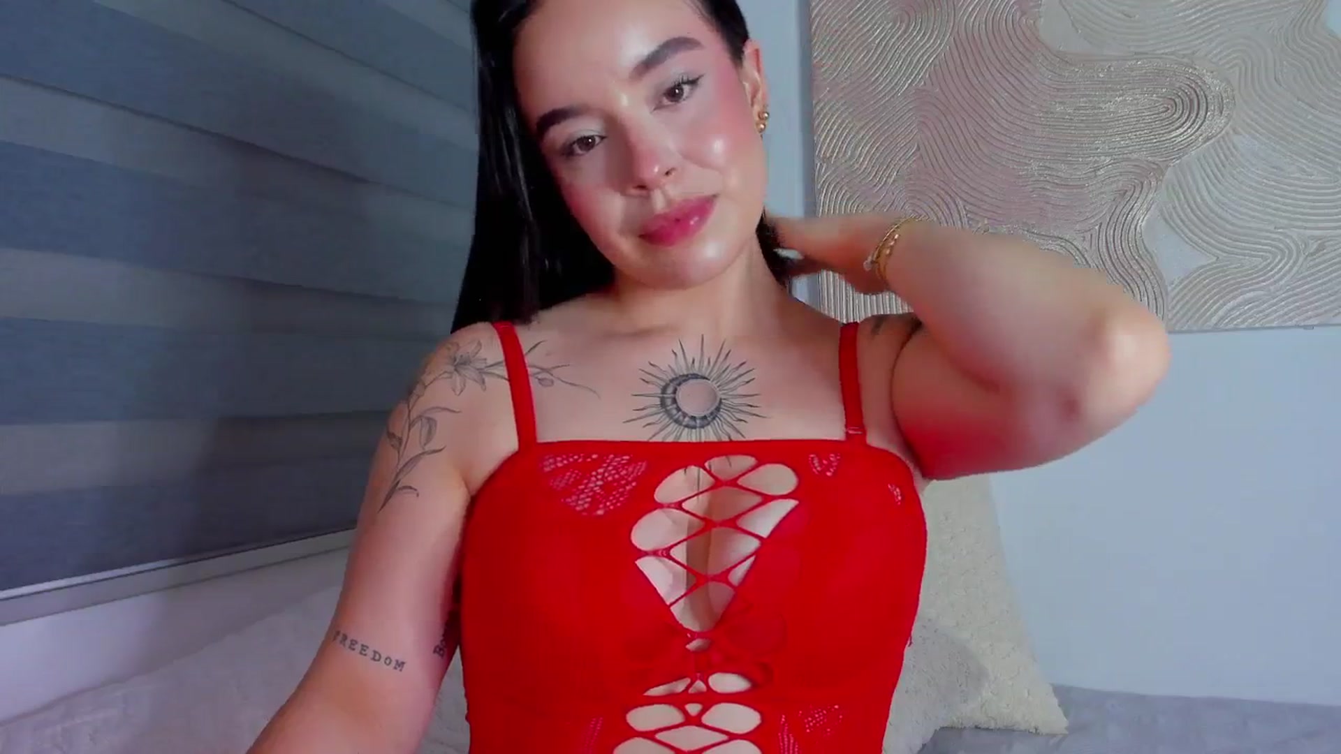 Gallery image thumbnail from Marilyn___'s myfreecams stream on, 03/17/2025, 24:51 image 18 of 20