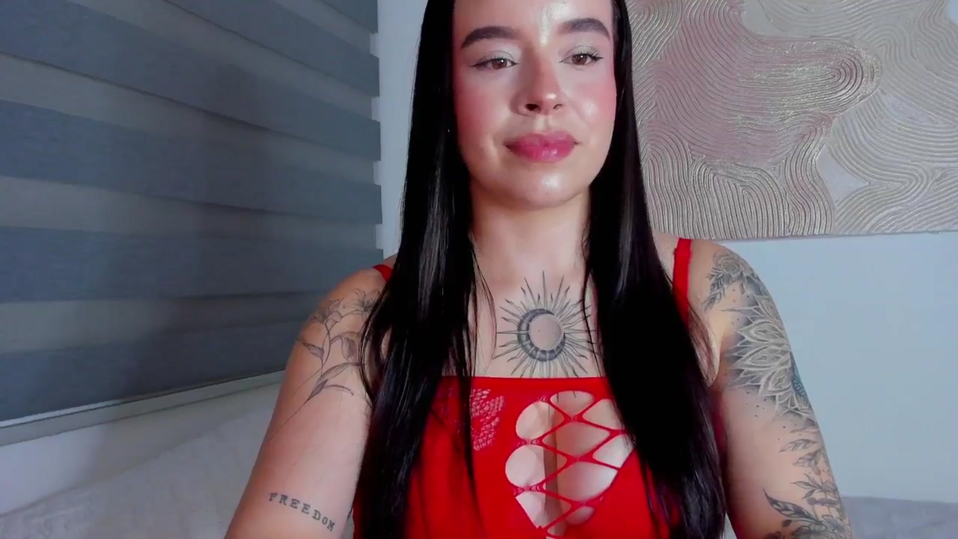 Gallery image thumbnail from Marilyn___'s myfreecams stream on, 03/17/2025, 24:51 image 12 of 20