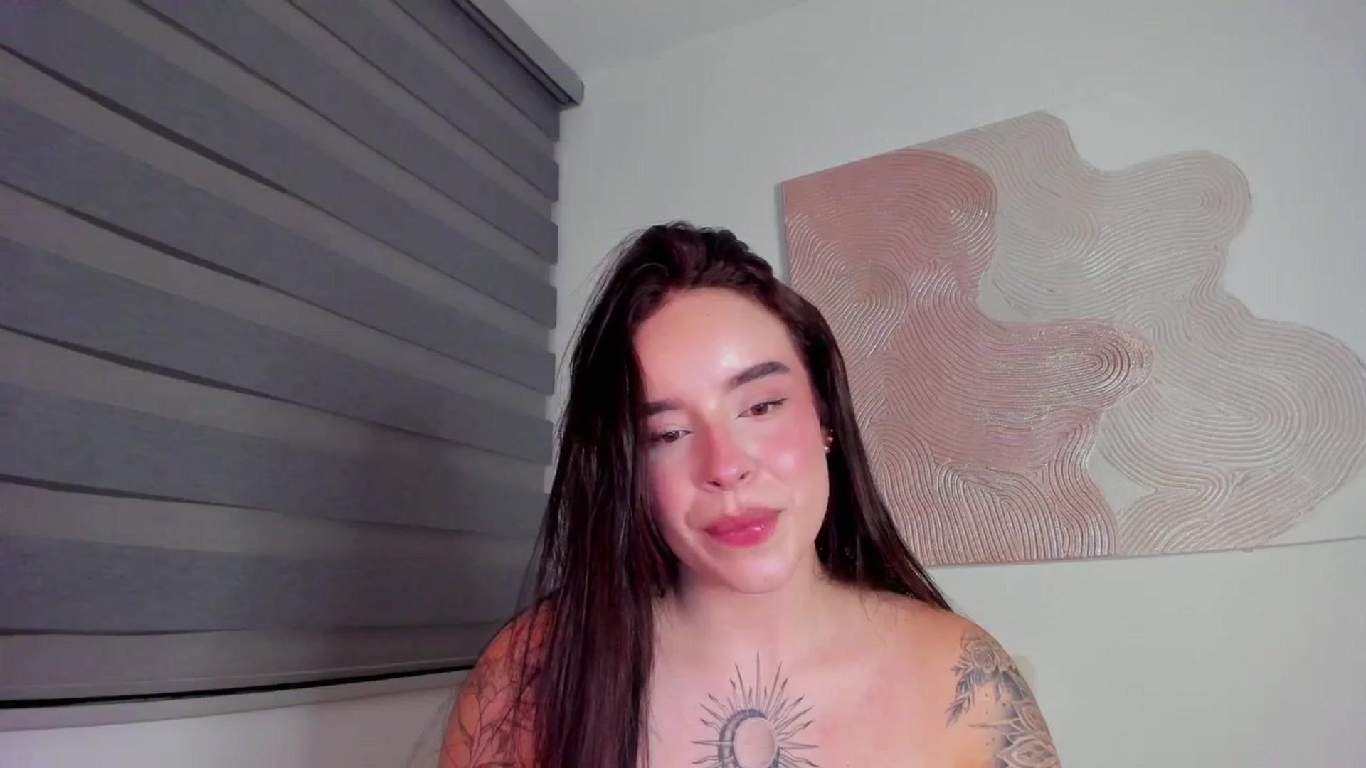 Gallery image thumbnail from Marilyn___'s myfreecams stream on, 03/23/2025, 24:31 image 12 of 20