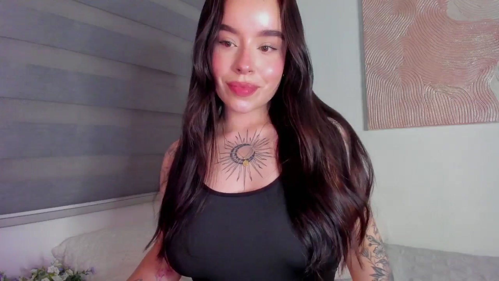 Gallery image thumbnail from Marilyn___'s myfreecams stream on, 04/04/2025, 24:14 image 12 of 20