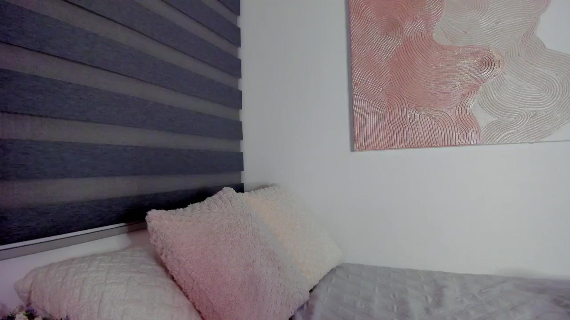 Gallery image thumbnail from Marilyn___'s myfreecams stream on, 04/04/2025, 02:59 image 3 of 20