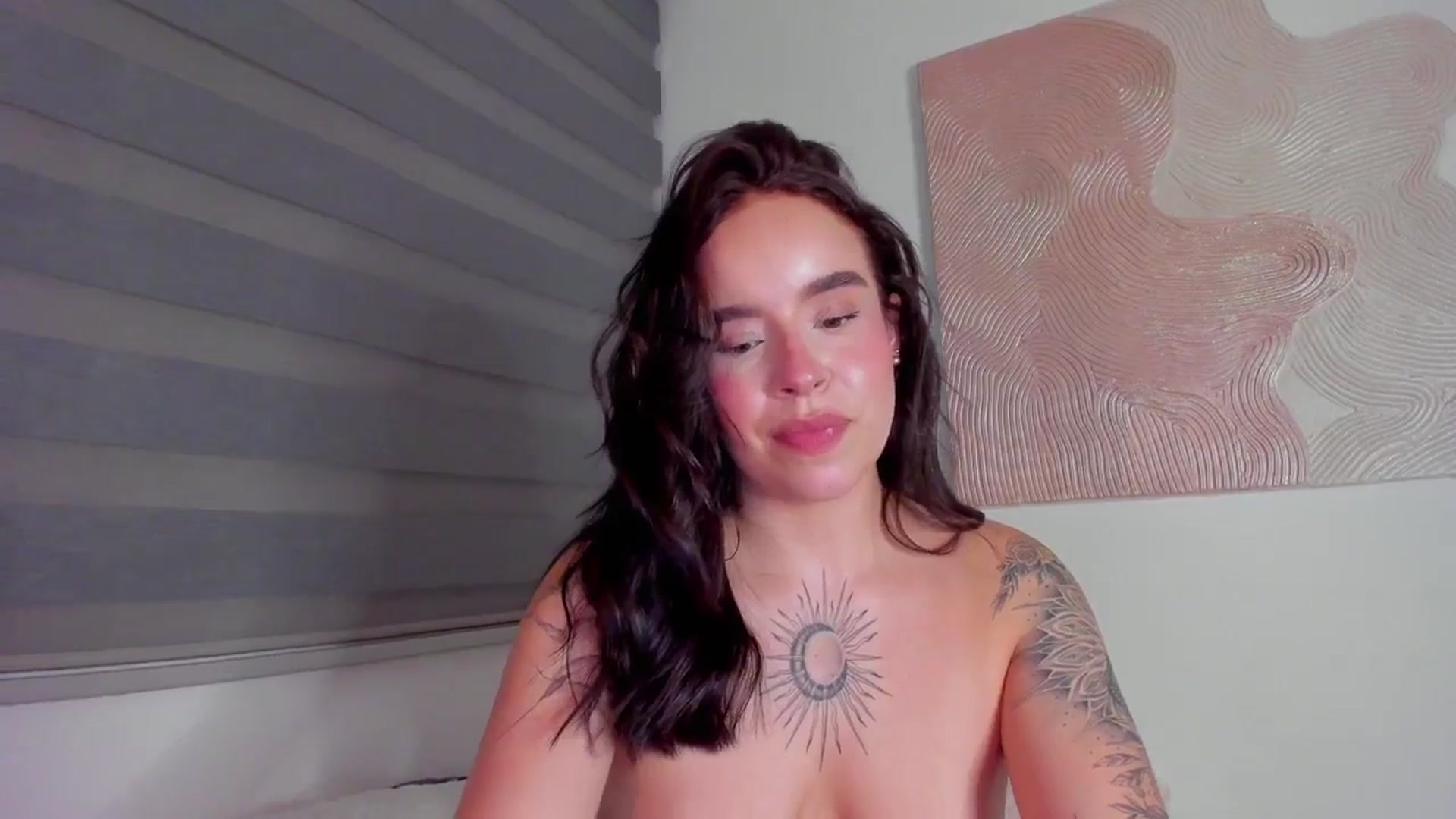 Gallery image thumbnail from Marilyn___'s myfreecams stream on, 04/05/2025, 03:11 image 11 of 20