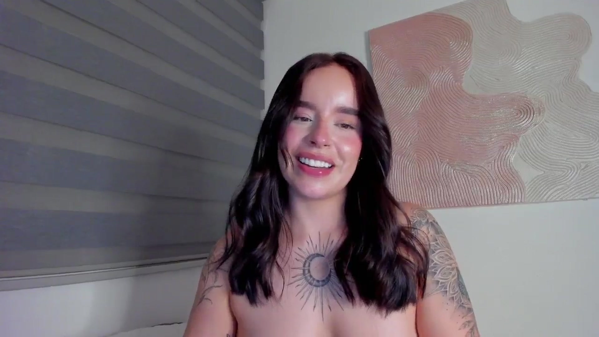 Gallery image thumbnail from Marilyn___'s myfreecams stream on, 04/05/2025, 03:11 image 19 of 20