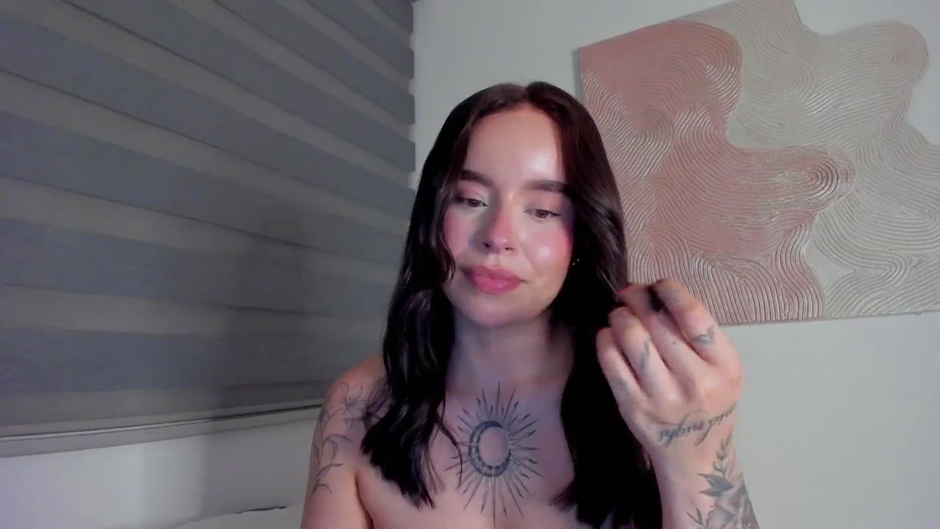 Gallery image thumbnail from Marilyn___'s myfreecams stream on, 04/05/2025, 03:11 image 20 of 20