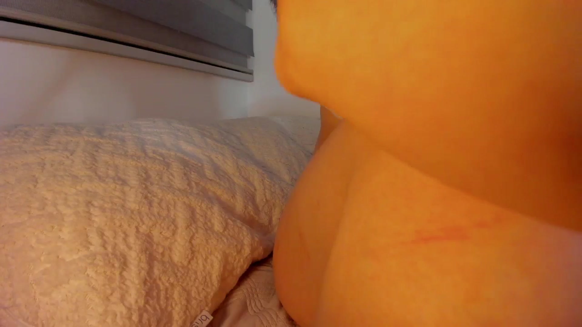 Gallery image thumbnail from Marilyn___'s myfreecams stream on, 04/05/2025, 04:32 image 16 of 20