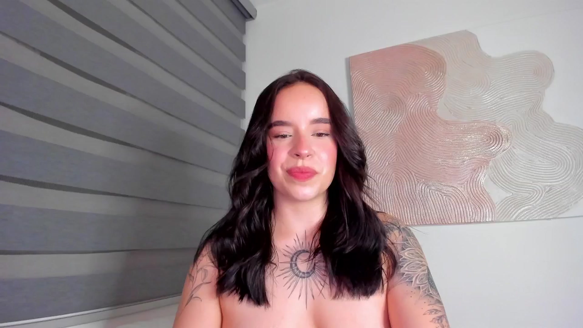 Gallery image thumbnail from Marilyn___'s myfreecams stream on, 04/19/2025, 23:51 image 18 of 20