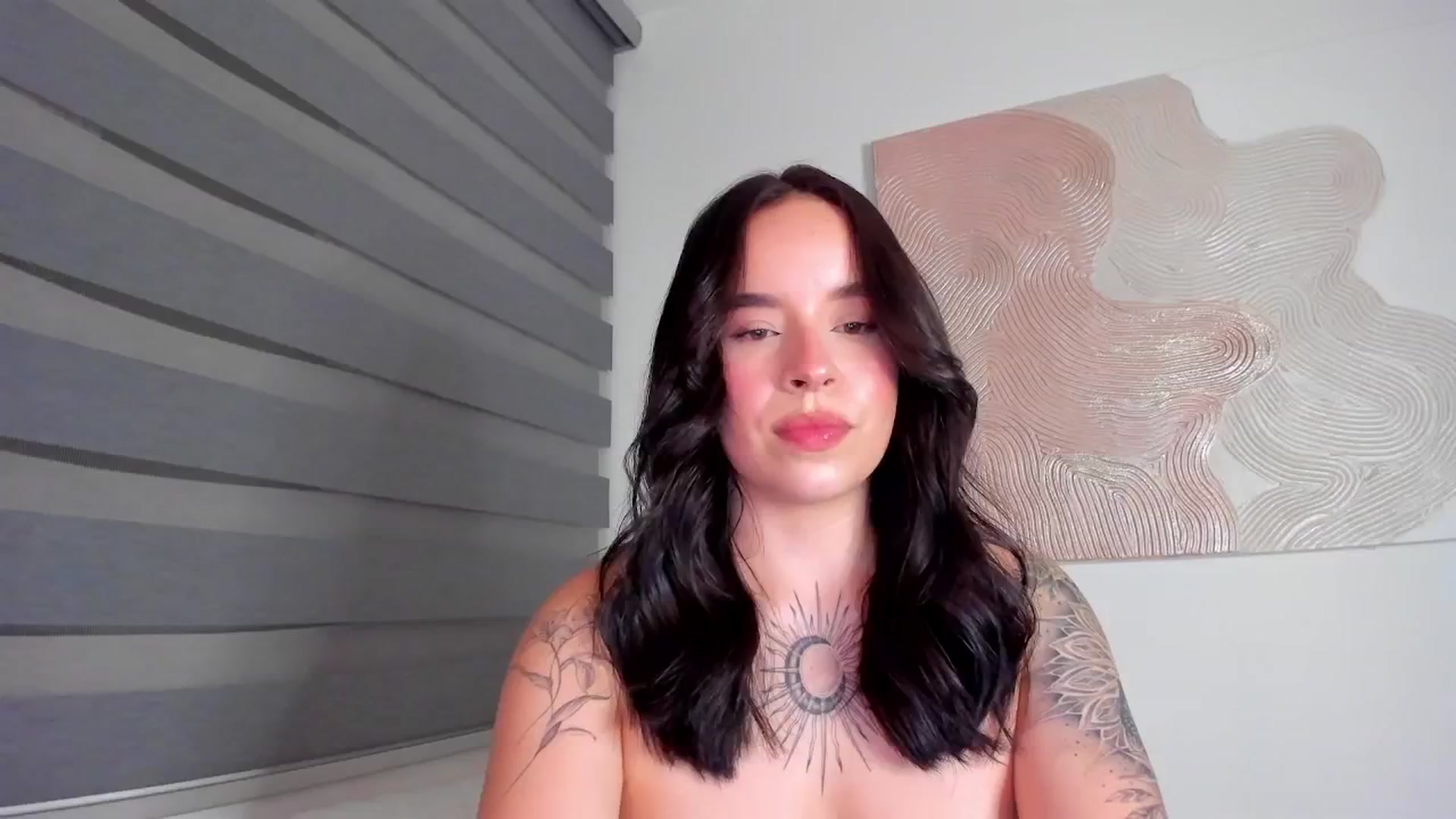 Gallery image thumbnail from Marilyn___'s myfreecams stream on, 04/19/2025, 23:51 image 14 of 20