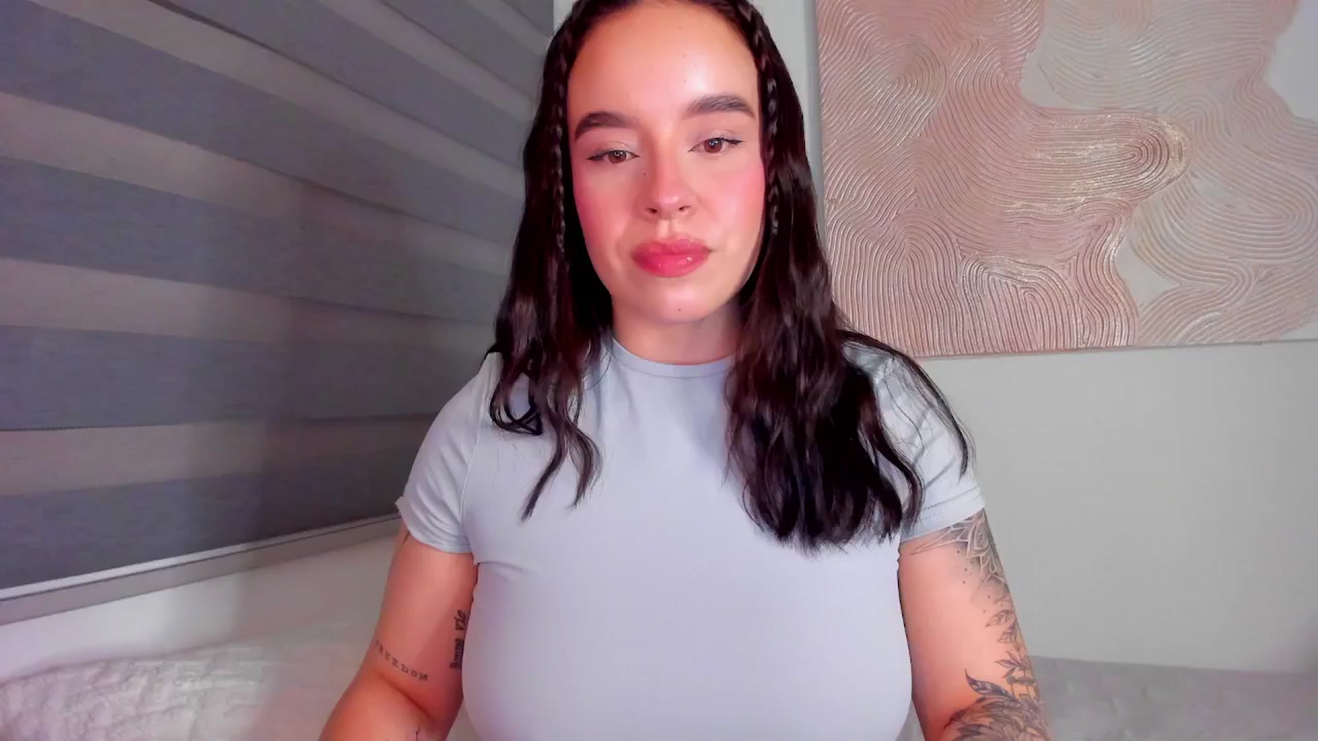 Gallery image thumbnail from Marilyn___'s myfreecams stream on, 05/07/2025, 24:02 image 20 of 20