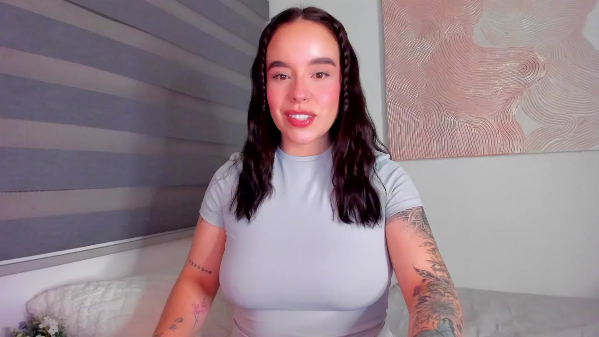Gallery image thumbnail from Marilyn___'s myfreecams stream on, 05/07/2025, 24:02 image 5 of 20