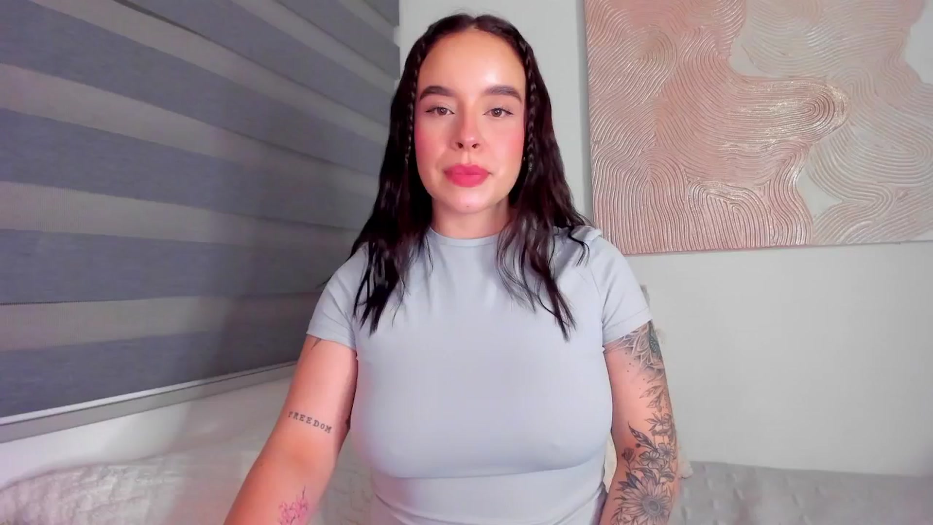 Gallery image thumbnail from Marilyn___'s myfreecams stream on, 05/07/2025, 01:10 image 9 of 20