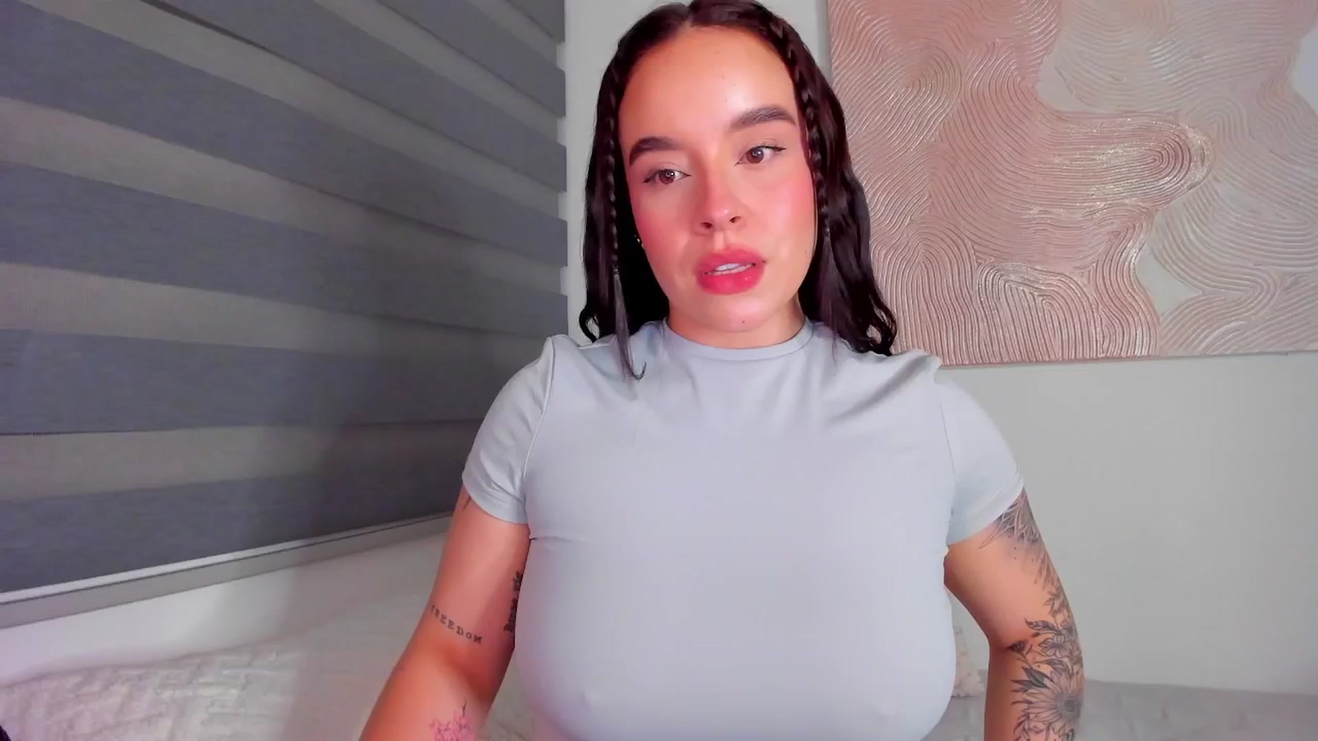 Gallery image thumbnail from Marilyn___'s myfreecams stream on, 05/07/2025, 01:44 image 4 of 20