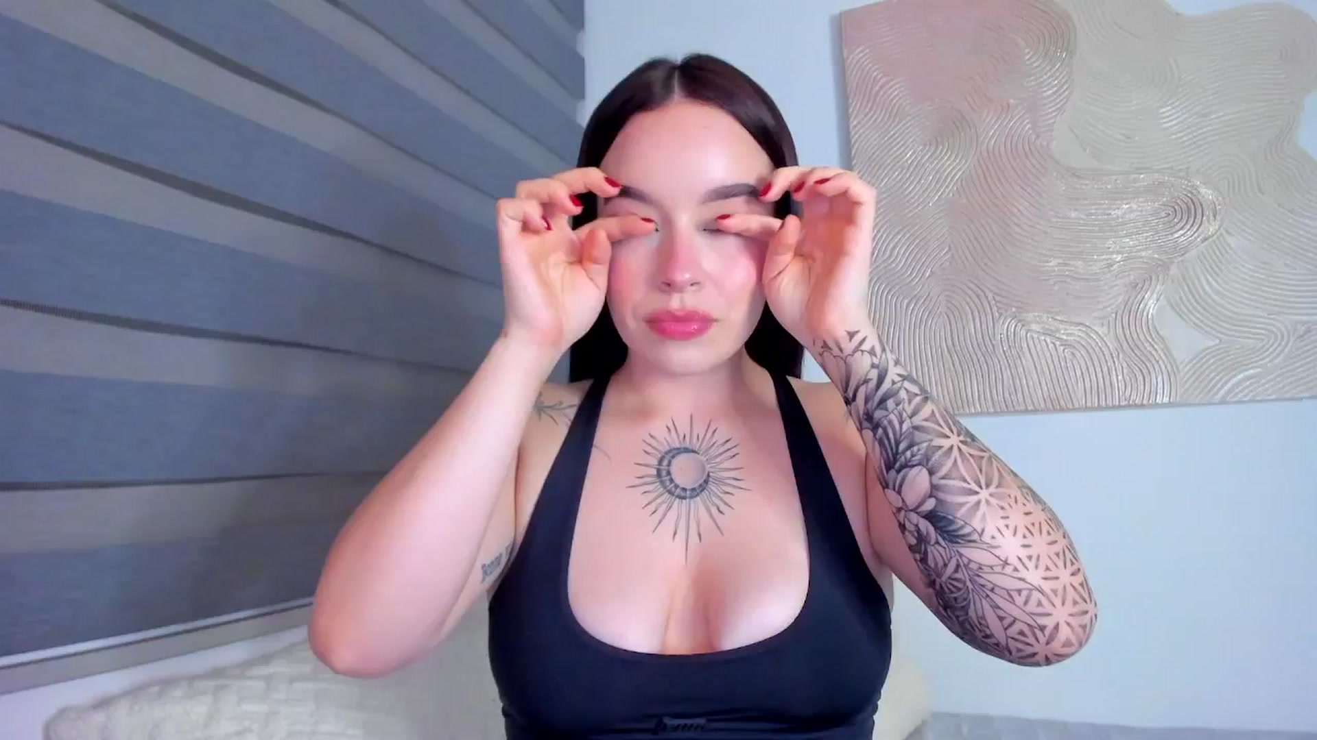 Gallery image thumbnail from Marilyn___'s myfreecams stream on, 05/11/2025, 02:07 image 1 of 20
