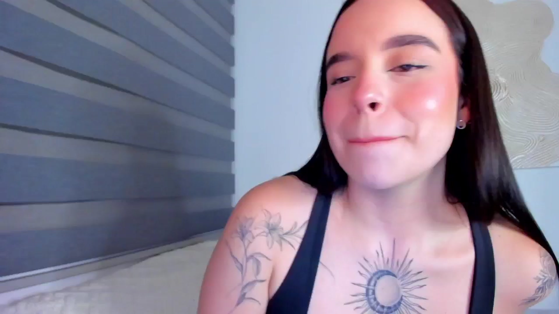 Gallery image thumbnail from Marilyn___'s myfreecams stream on, 05/11/2025, 02:07 image 15 of 20
