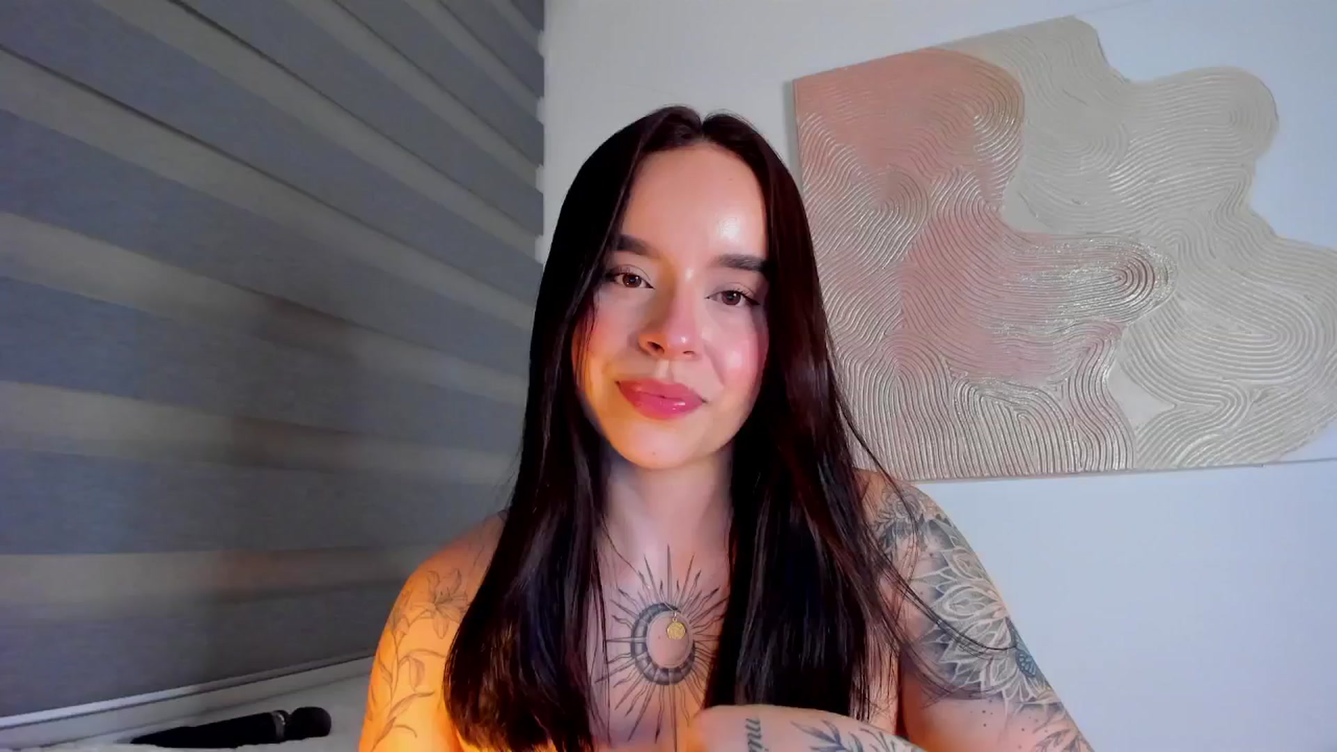 Gallery image thumbnail from Marilyn___'s myfreecams stream on, 05/17/2025, 04:38 image 20 of 20
