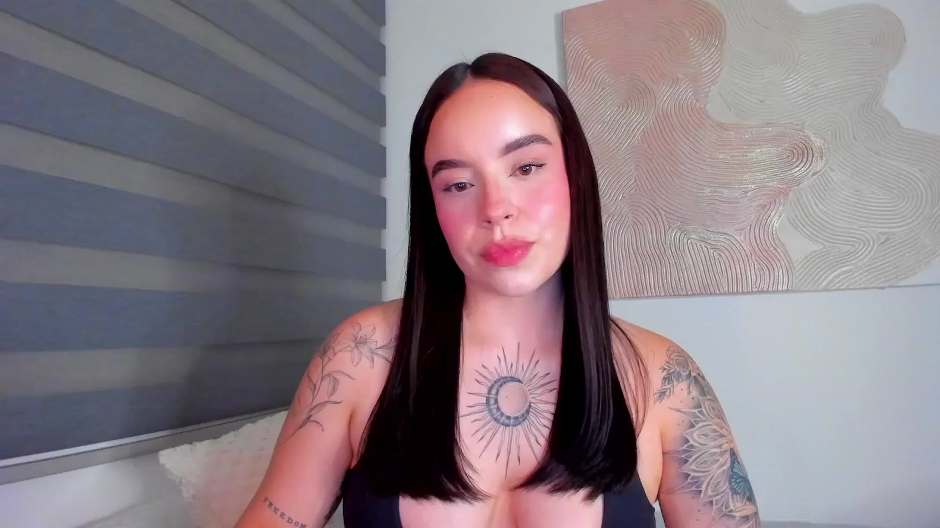 Gallery image thumbnail from Marilyn___'s myfreecams stream on, 05/29/2025, 24:08 image 11 of 20